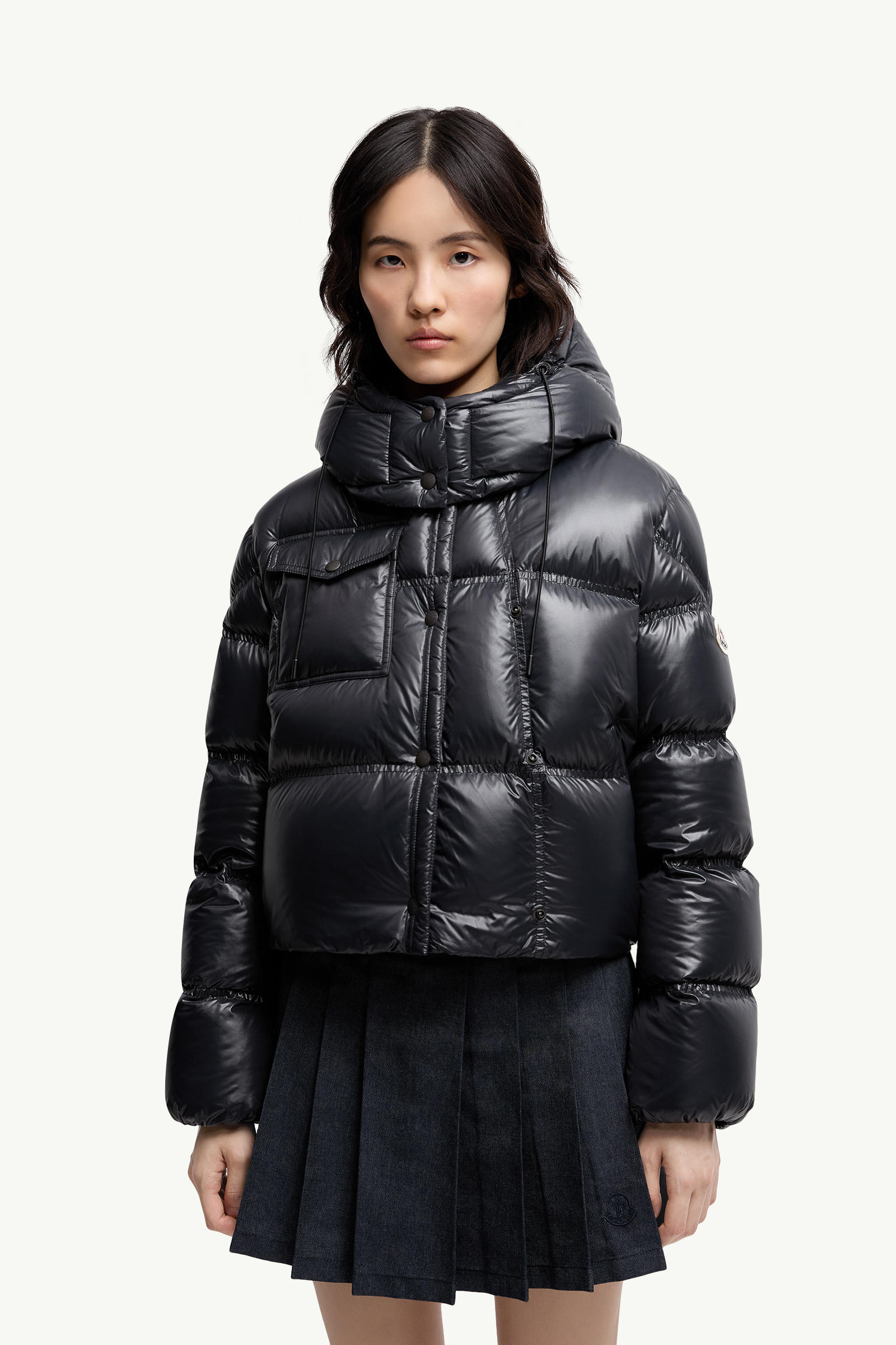 Erea Square-Quilted Hooded Short Down Jacket Women Black Moncler 3