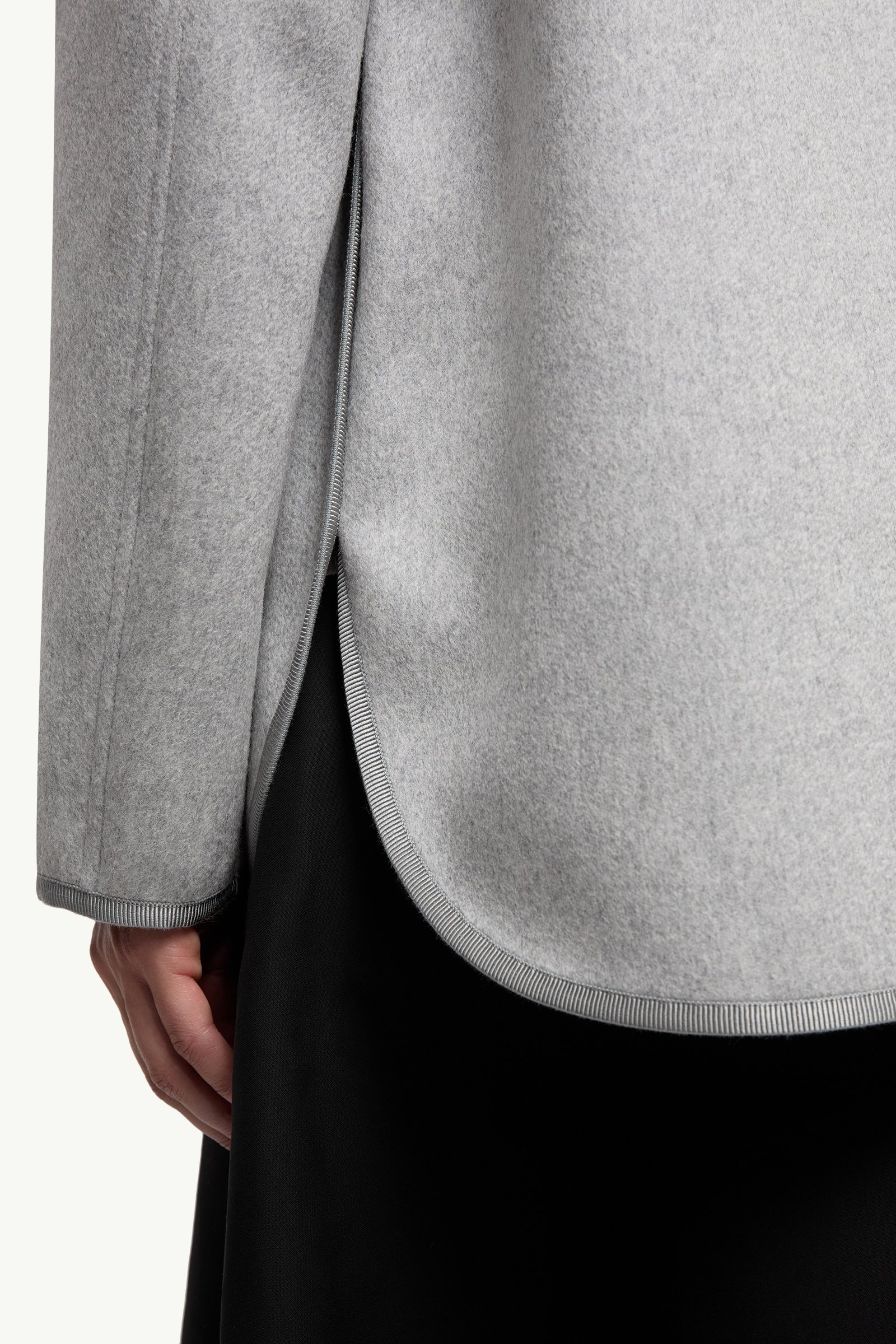 MONCLER グレー ニット ダウンジャケット Grey Reposse 3-in-1 Wool & Cashmere Short Down Jacket - Long