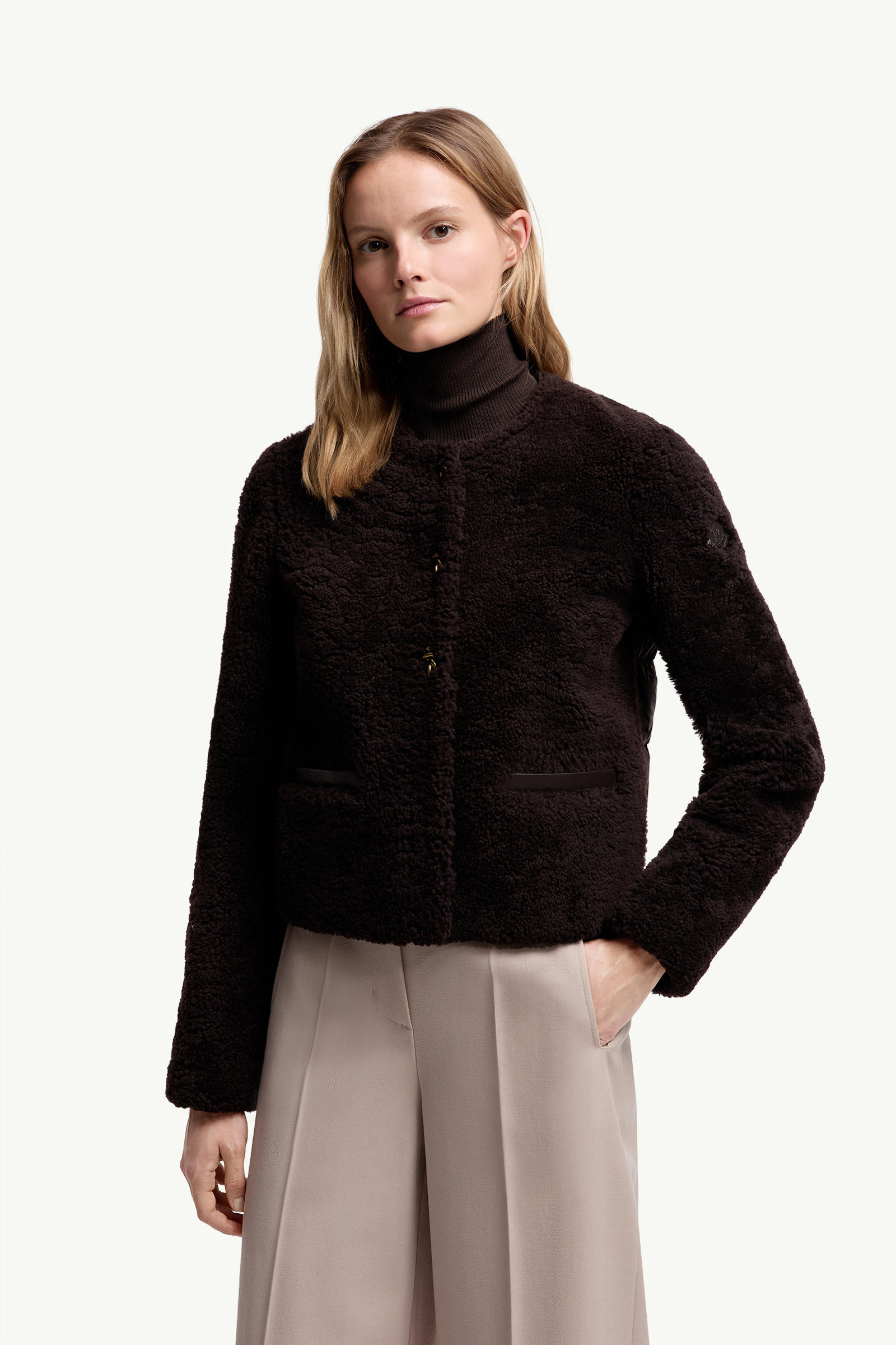 Doudoune courte en shearling Epernon Femmes Marron Moncler 3