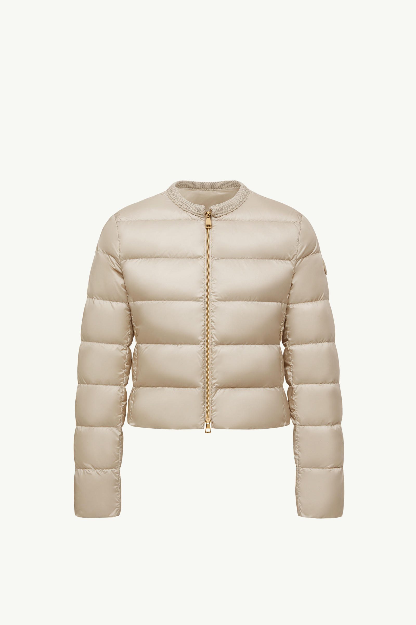 https://moncler-cdn.thron.com/api/v1/content-delivery/shares/dpx6uv/contents/K20931A0006154AQE203_F/image/K20931A0006154AQE203_F