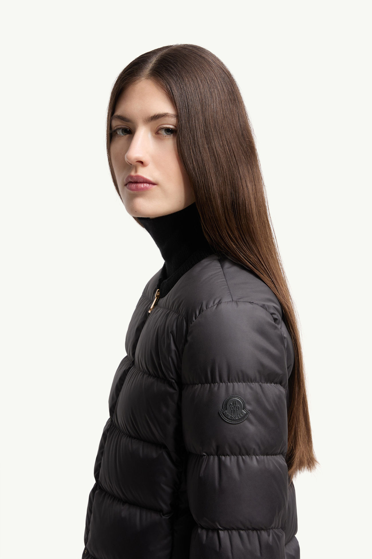 Mauvezin女士羊毛饰边短款羽绒夹克外套 女士 黑色 Moncler 1