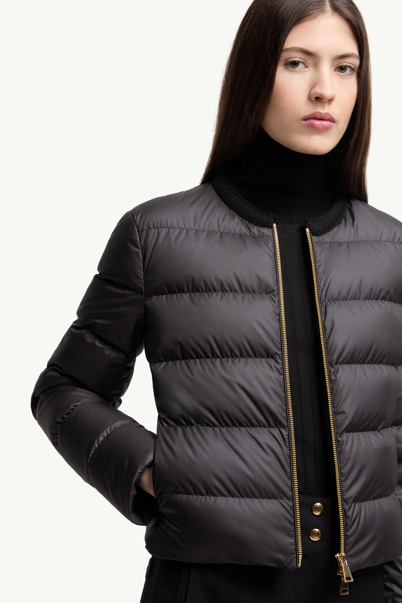 Mauvezin女士羊毛饰边短款羽绒夹克外套 女士 黑色 Moncler 5