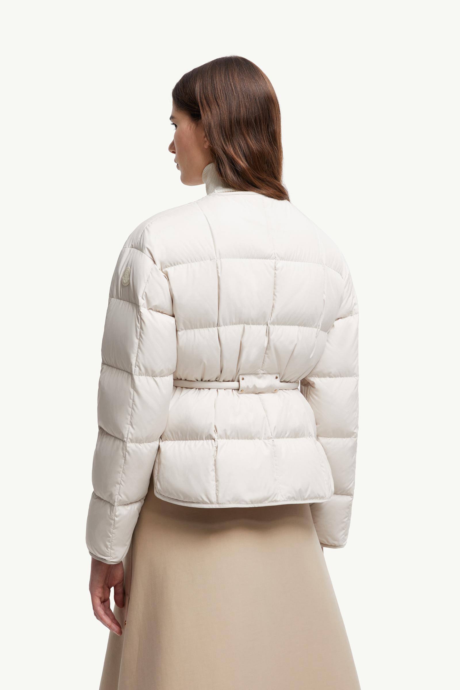 Moncler Caramagne Belted Short Down Jacket ★関税込 White Caramagne Belted Short Down Jacket - Short Down