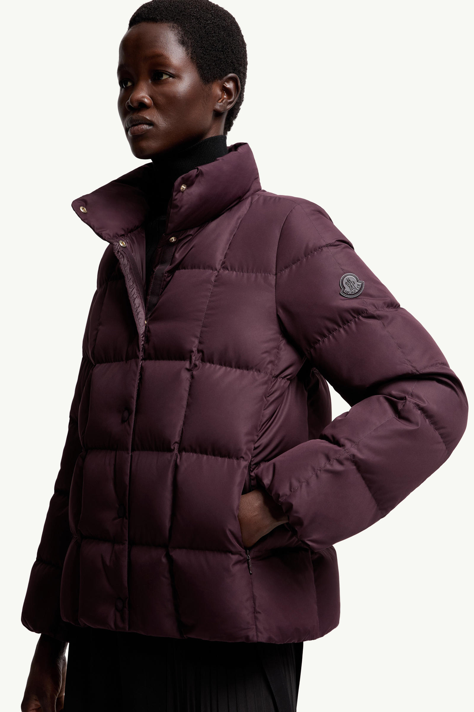 Cochevinne Square-Quilted Short Down Jacket Women Burgundy Moncler 5