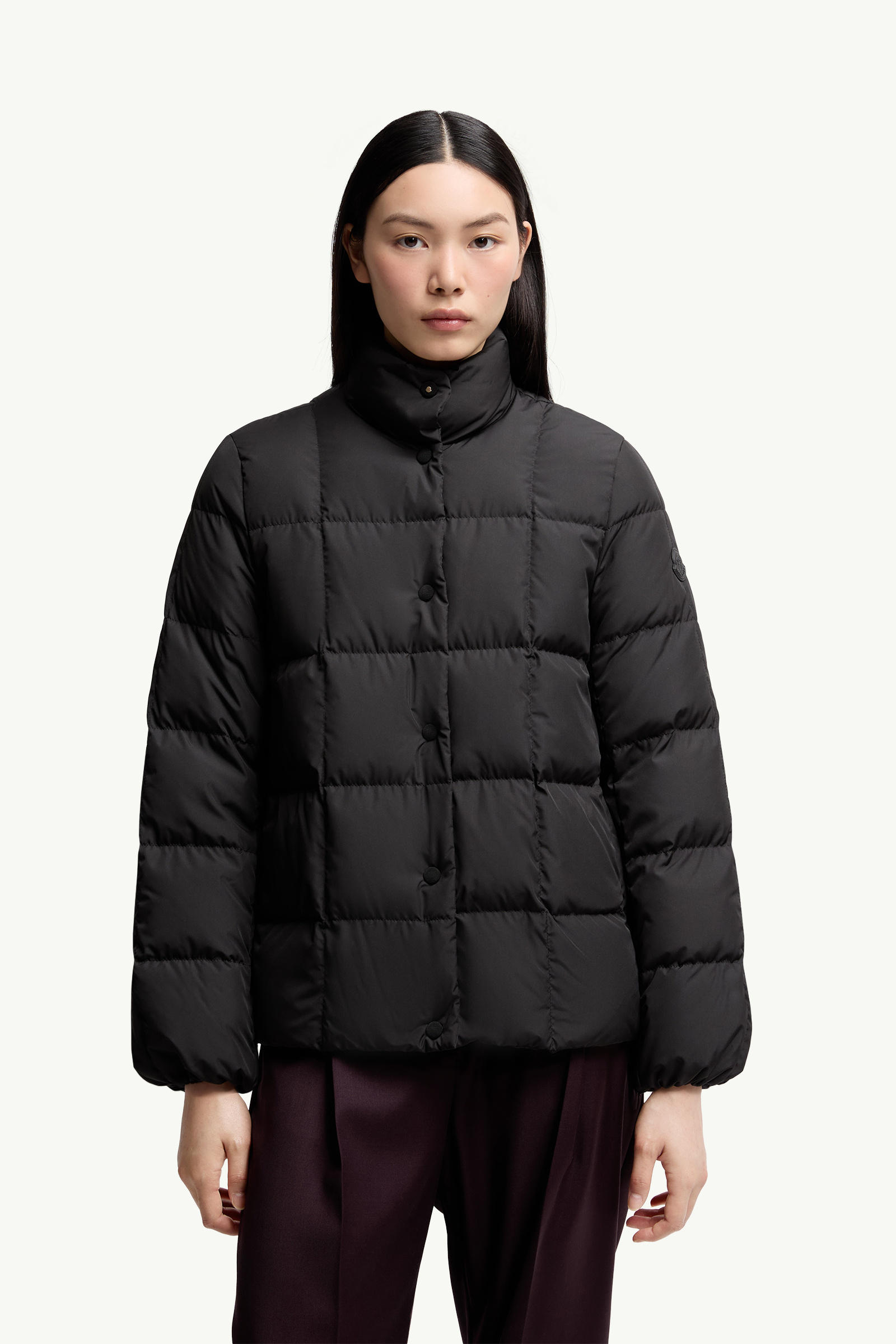 Cochevinne 스퀘어 퀼팅 쇼트 다운 재킷 여성 블랙 Moncler 3