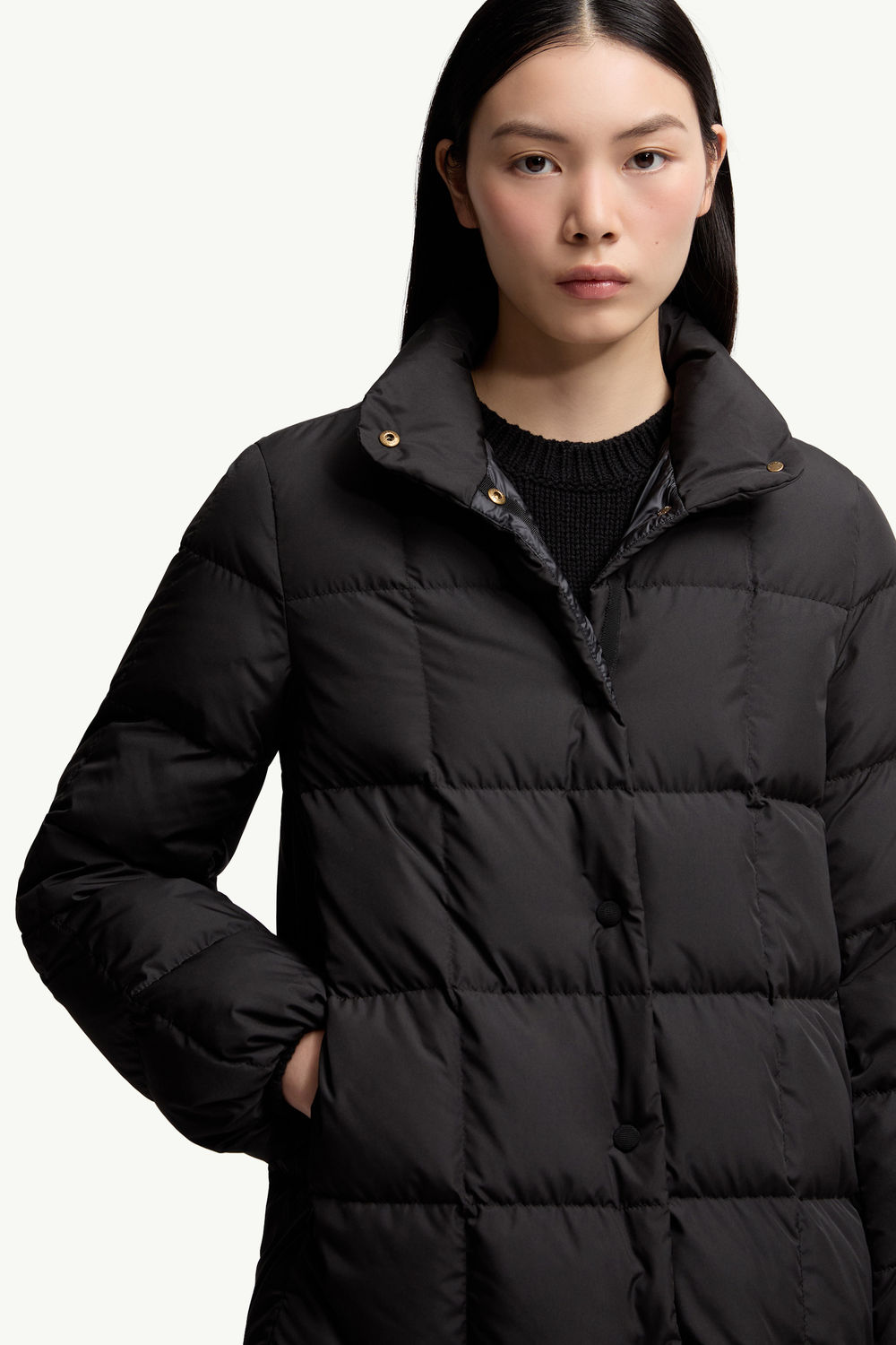 Cochevinne Square-Quilted Short Down Jacket Women Black Moncler 5