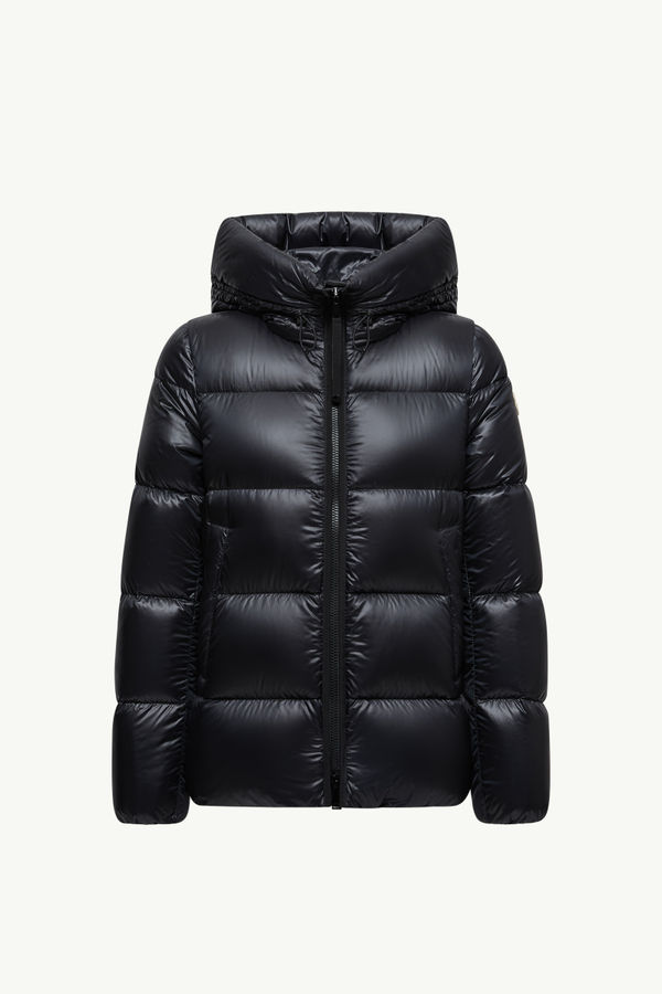 https://moncler-cdn.thron.com/api/v1/content-delivery/shares/dpx6uv/contents/K20931A00068597YG999_F/image/K20931A00068597YG999_F