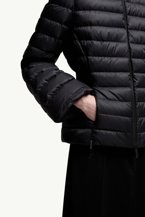 Verrerie Fit & Flare Short Down Jacket Women Black Moncler 5