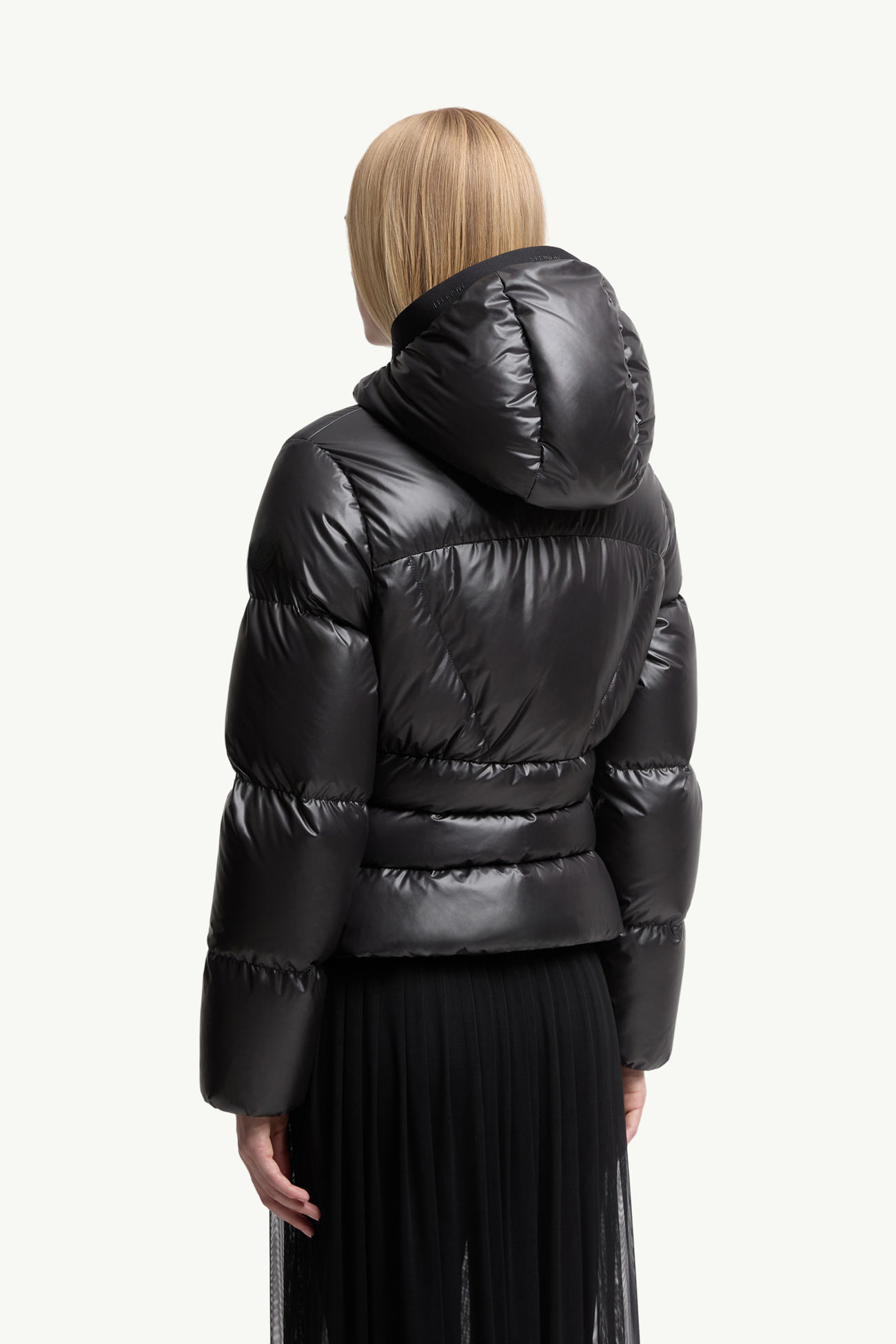 Wineck Hooded Geometric-Quilted Short Down Jacket Women Black Moncler 4