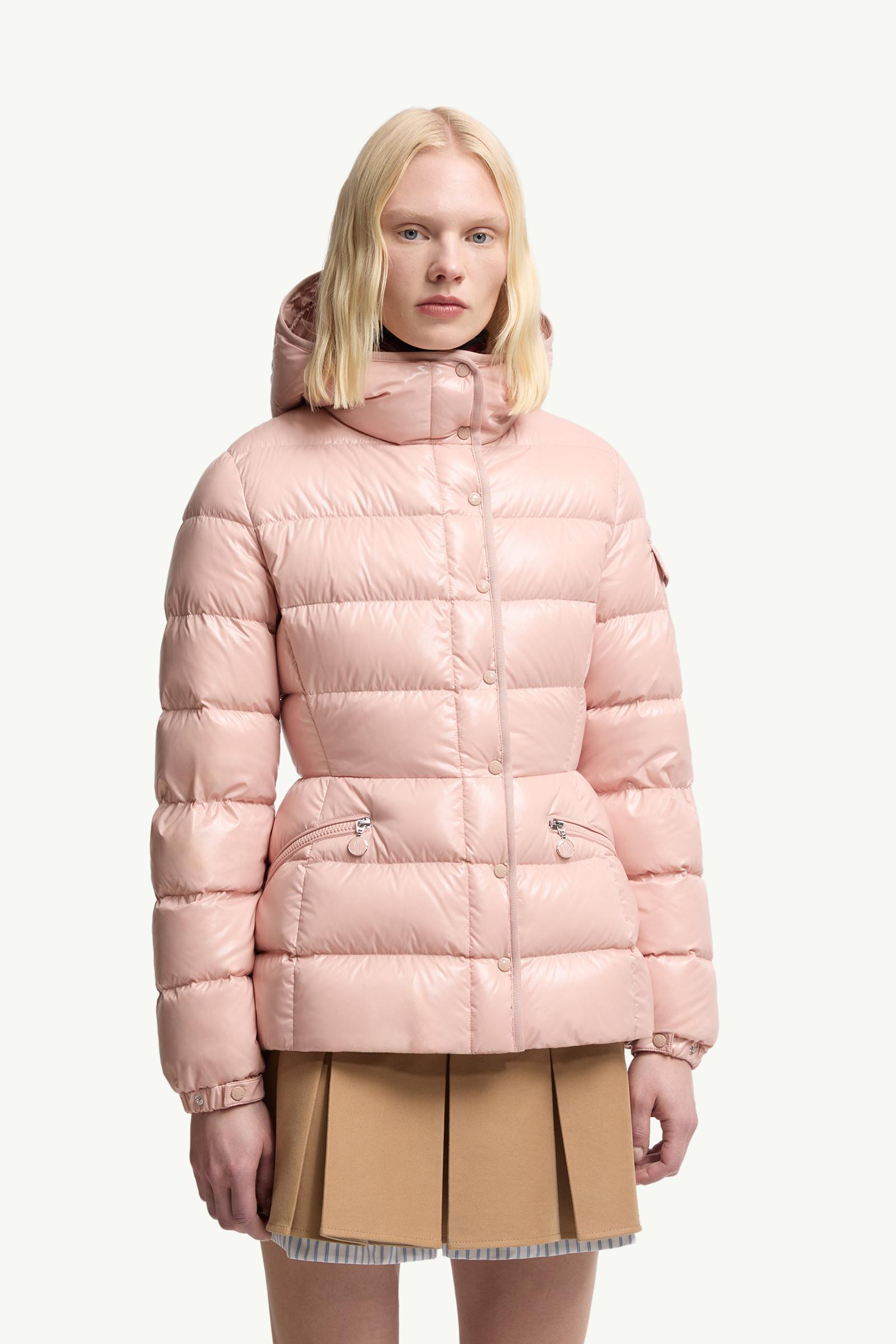 そろそろライトダウンの季節。MONCLERピンク Pink Barante Hooded Short Down Jacket - Short Down Jackets