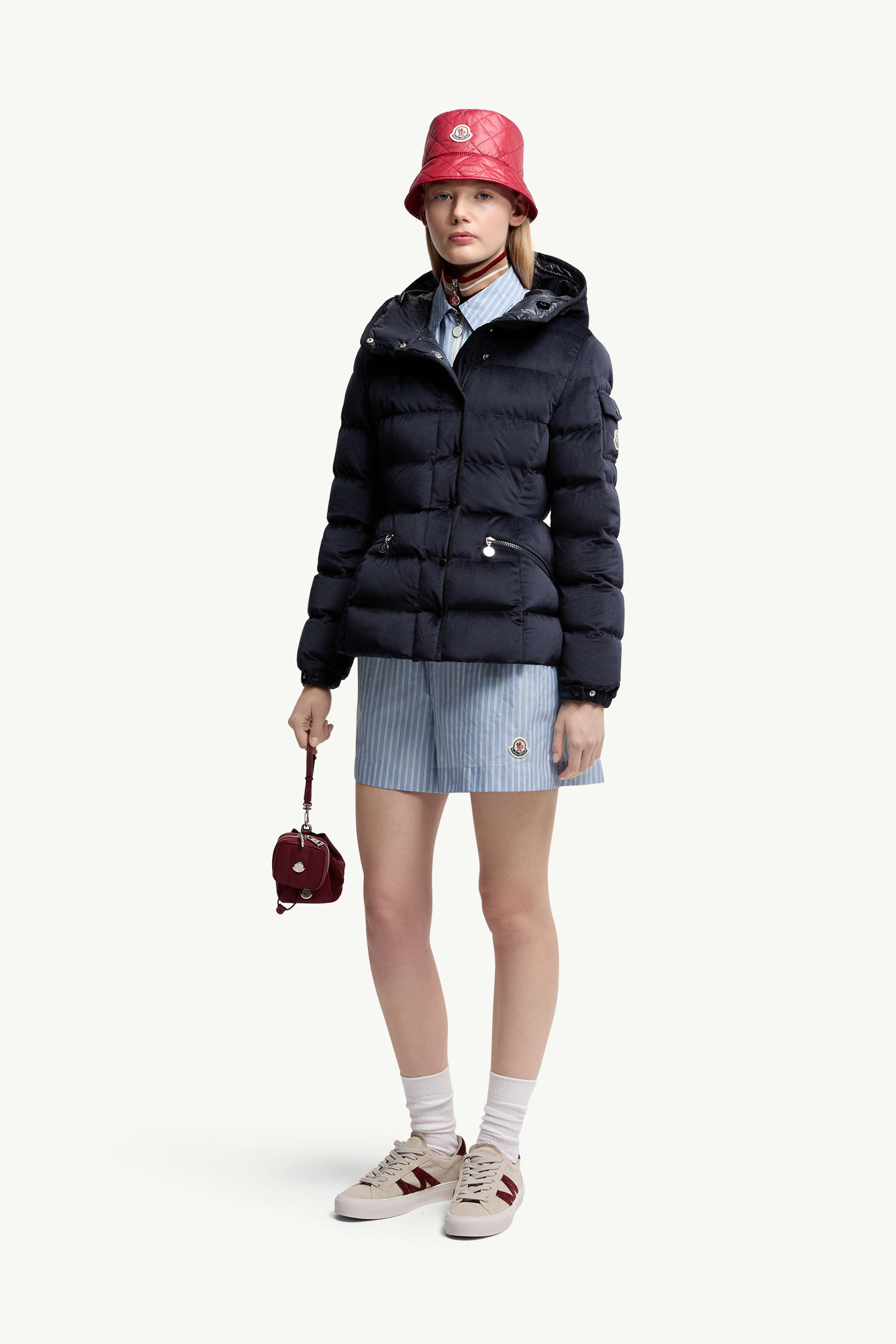 Piumino corto Barante in velour con cappuccio Donna Blu Moncler 0