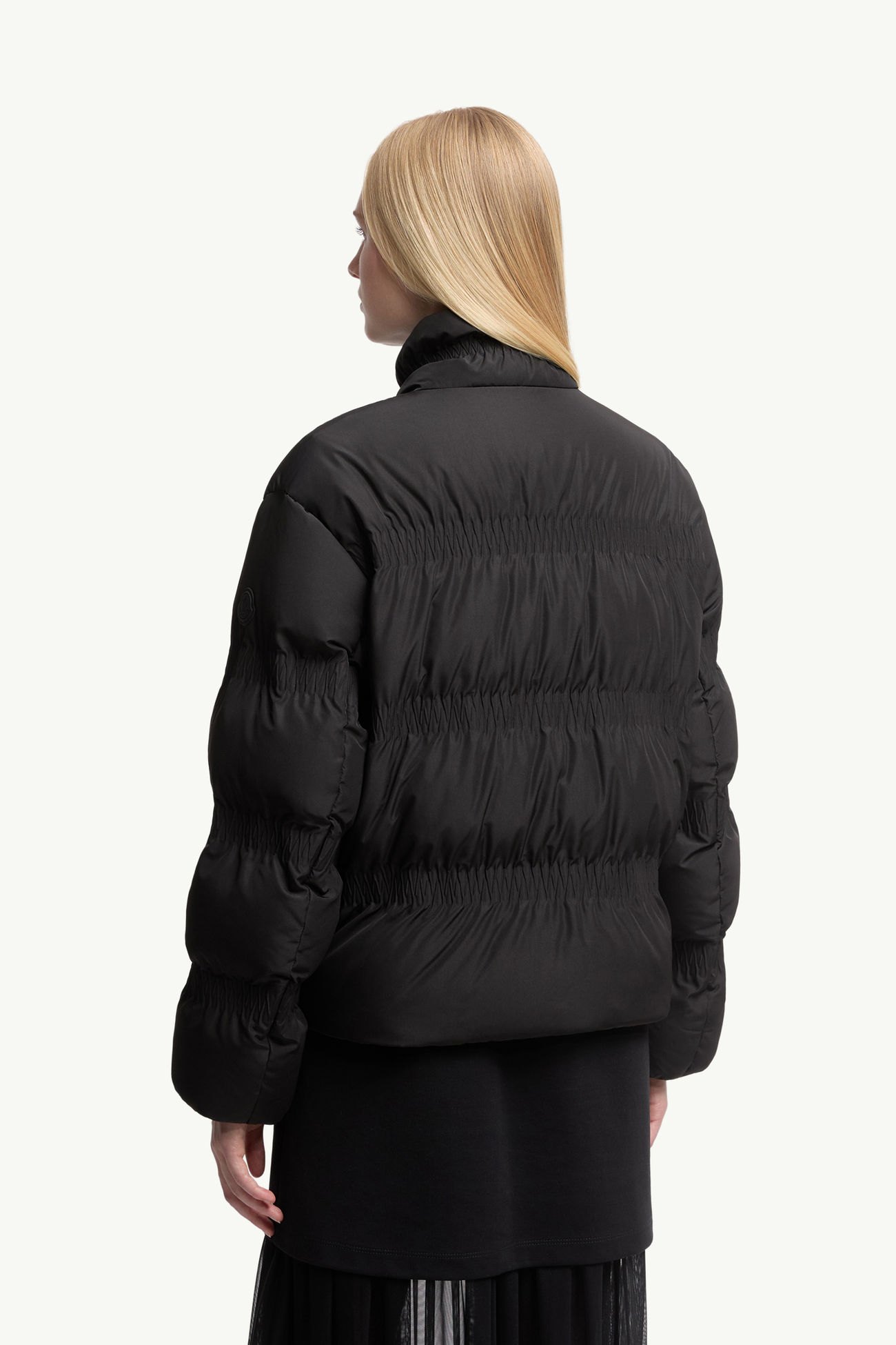 Plumífero corto con acolchado fruncido Ravignan Mujer Negro Moncler 4