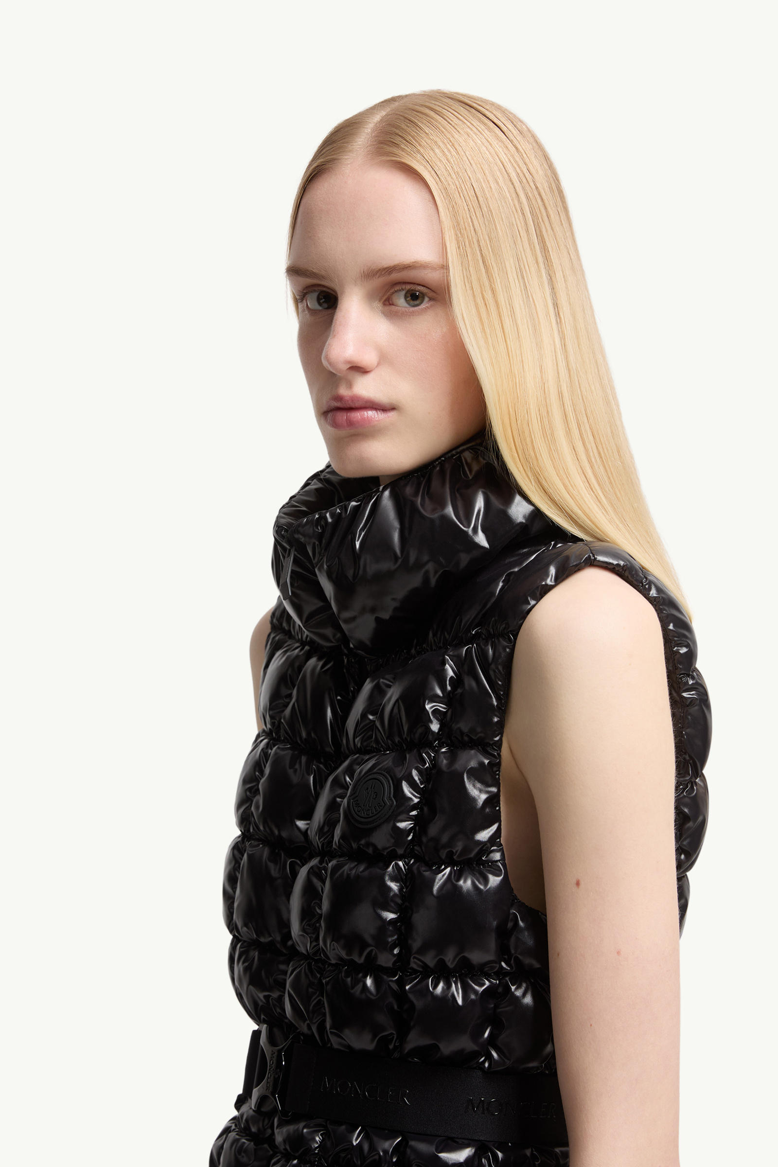 Emilion Square-Quilted Down Gilet Women Black Moncler 1