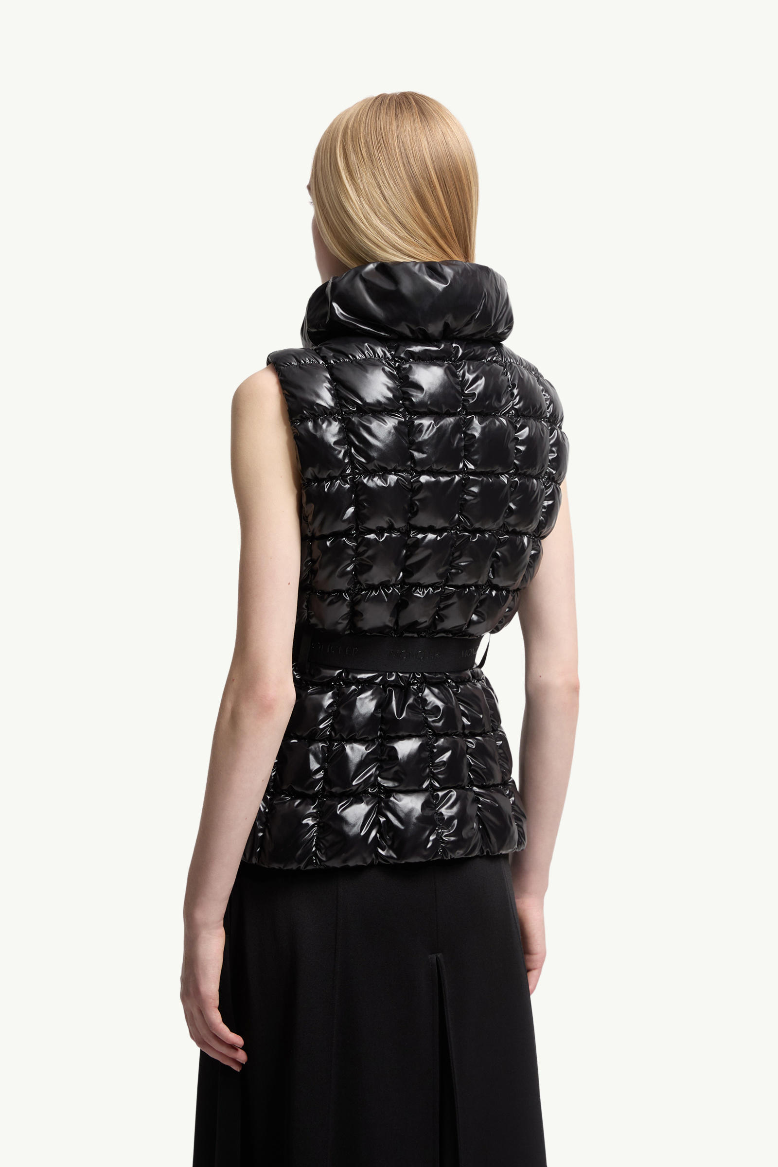 Emilion Square-Quilted Down Gilet Women Black Moncler 4