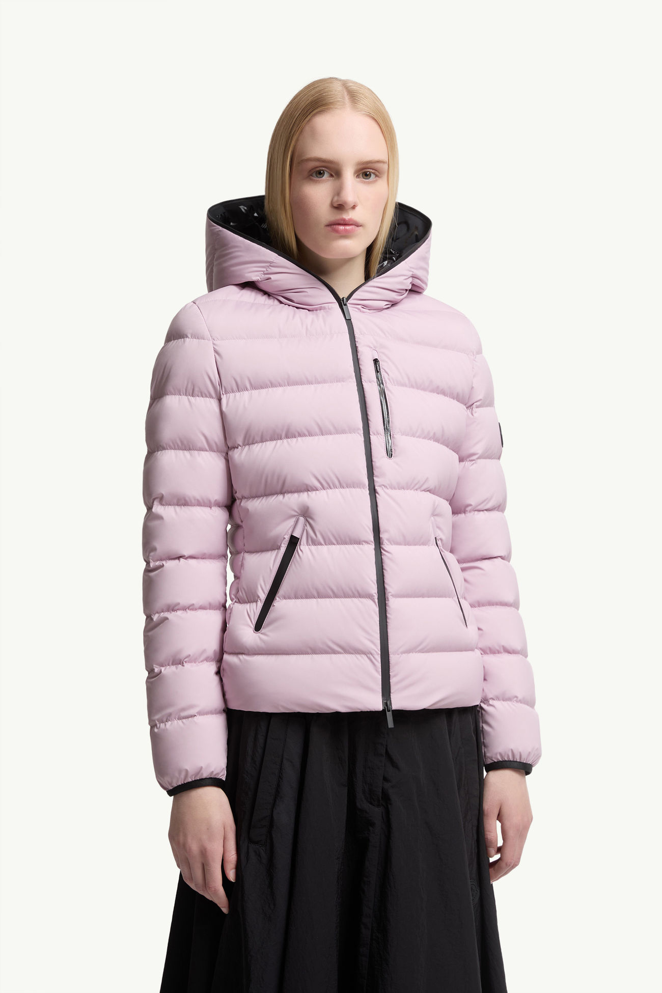 Piumino corto Herbe con cappuccio Donna Rosa Moncler 3