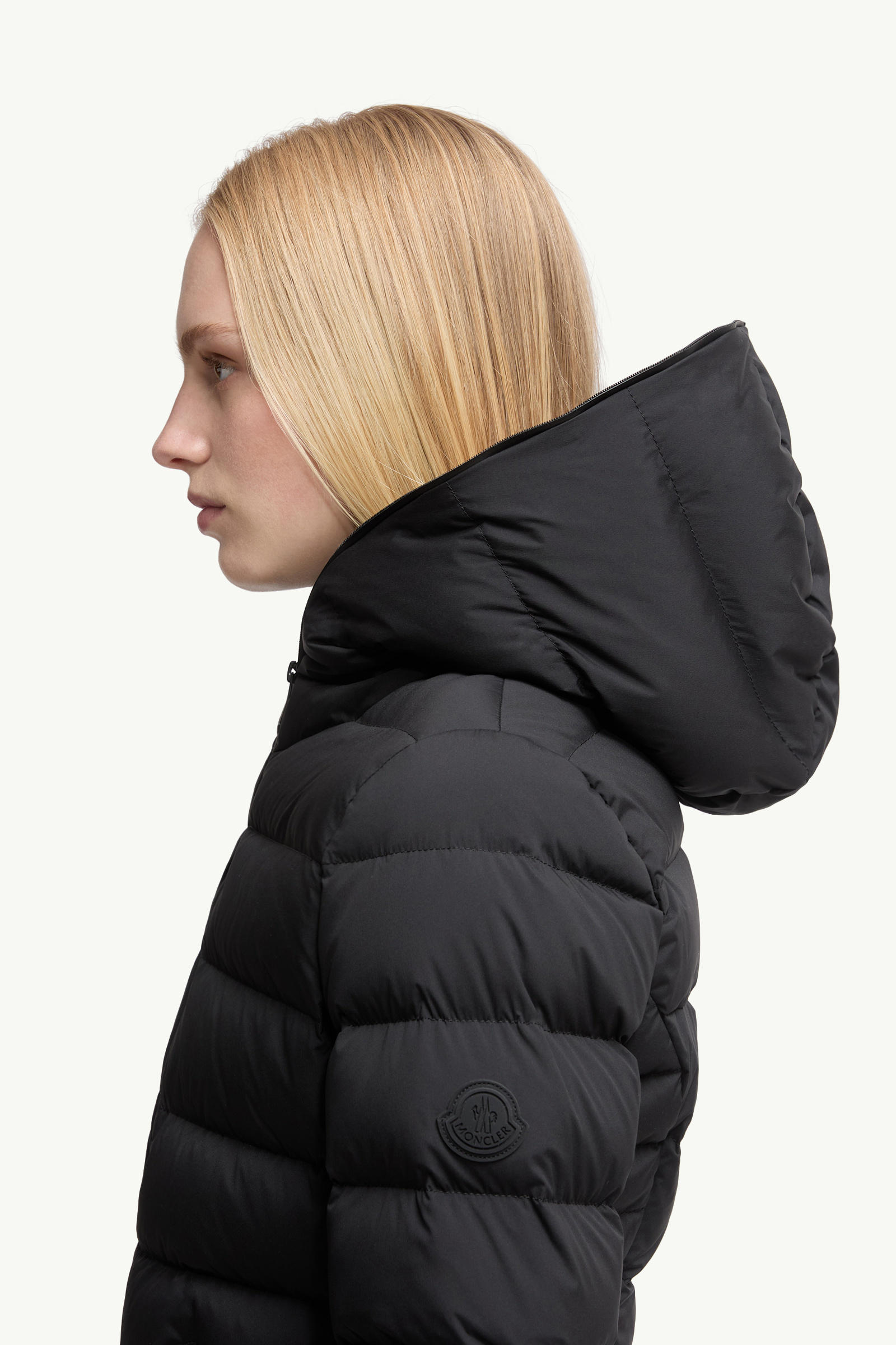Herbe Hooded Short Down Jacket Women Black Moncler 1