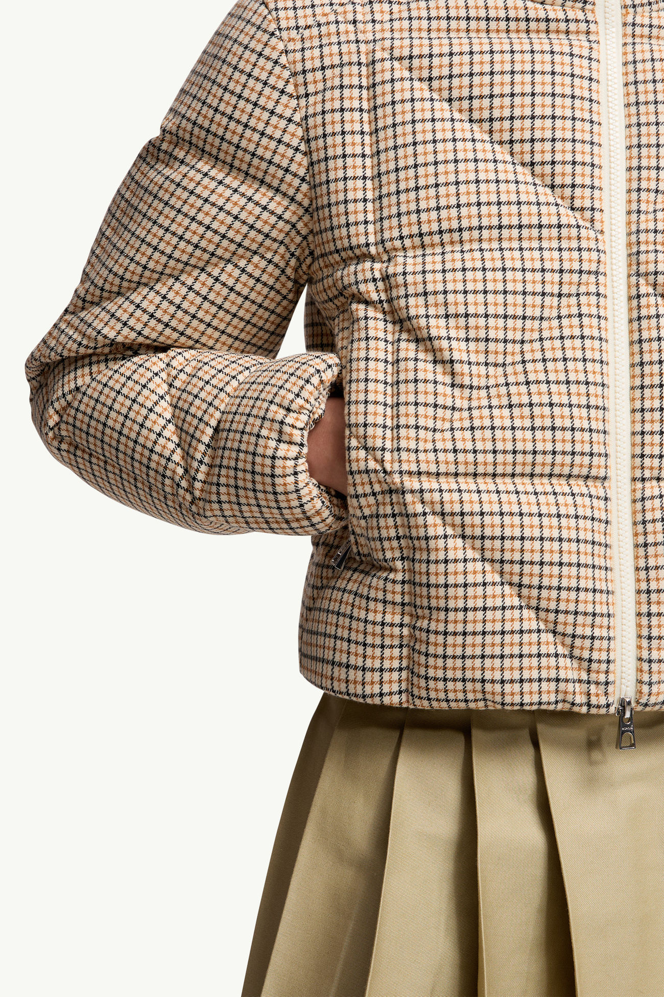 Piumino corto Keros in misto lana con trapuntata a rombi Donna Beige Moncler 5