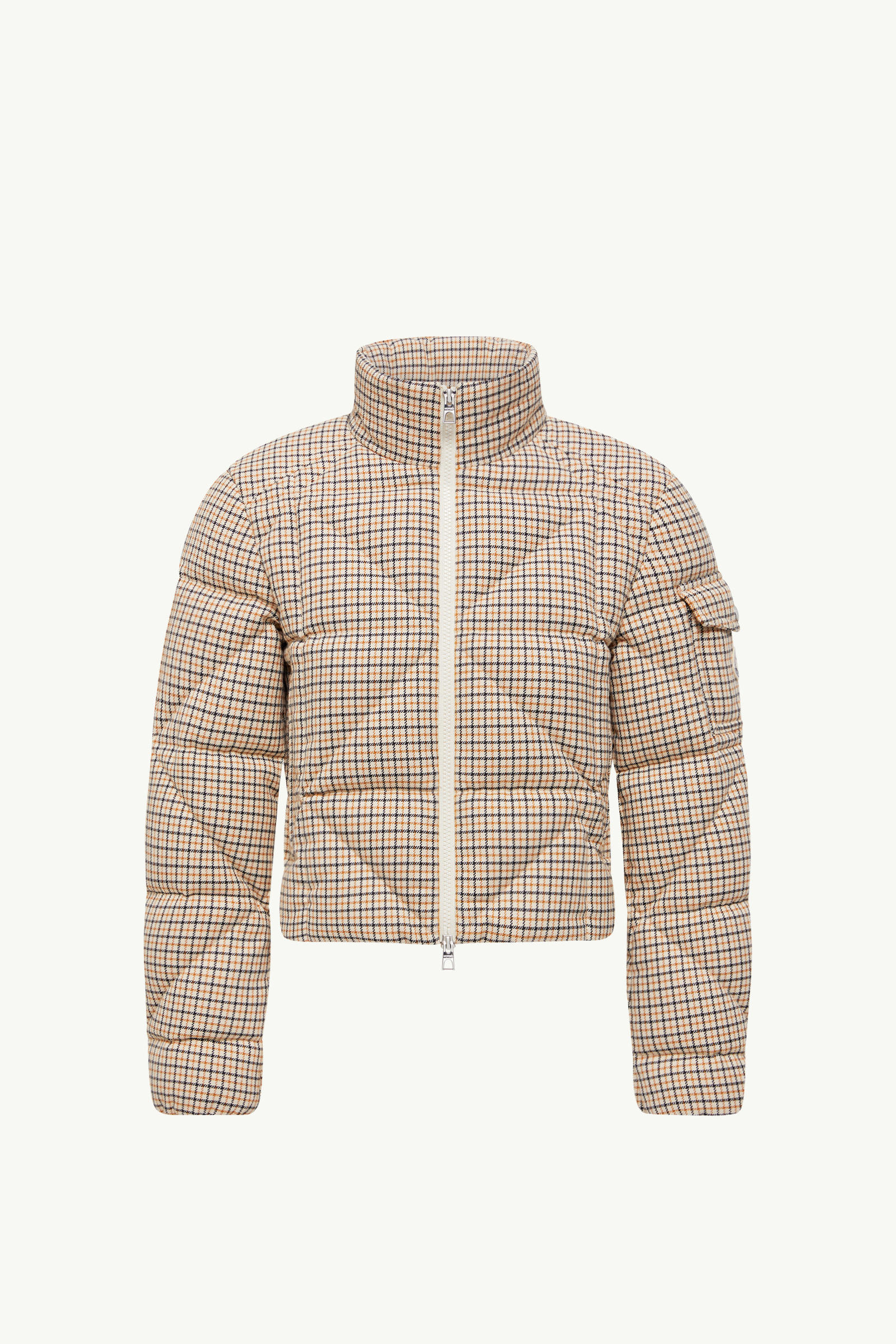 https://moncler-cdn.thron.com/api/v1/content-delivery/shares/dpx6uv/contents/K20931A00098598NZF29_F/image/K20931A00098598NZF29_F