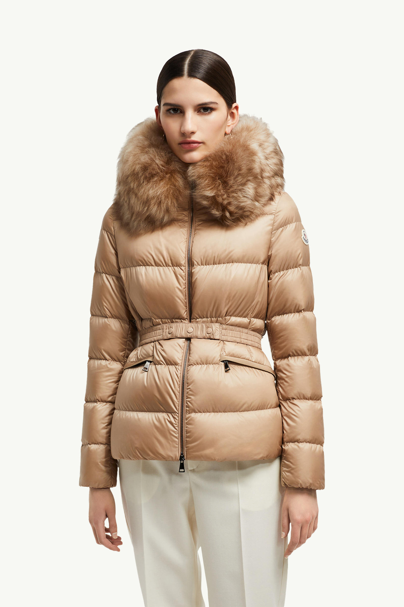Boed kurze Daunenjacke mit Kapuze und Shearling-Besatz Damen Camel-Beige Moncler 3