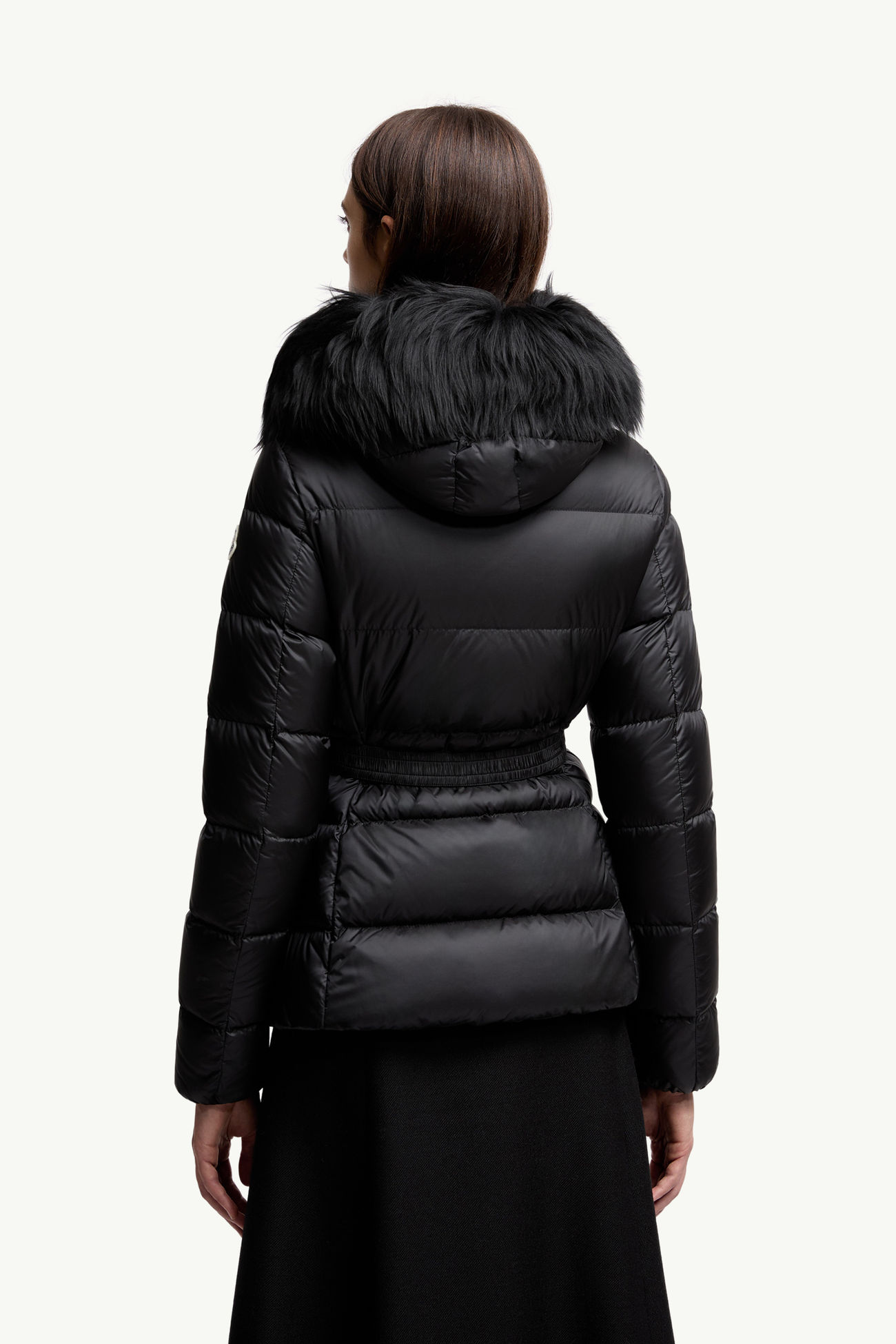Plumífero corto con capucha y ribete de lana de oveja joven Boed Mujer Negro Moncler 4