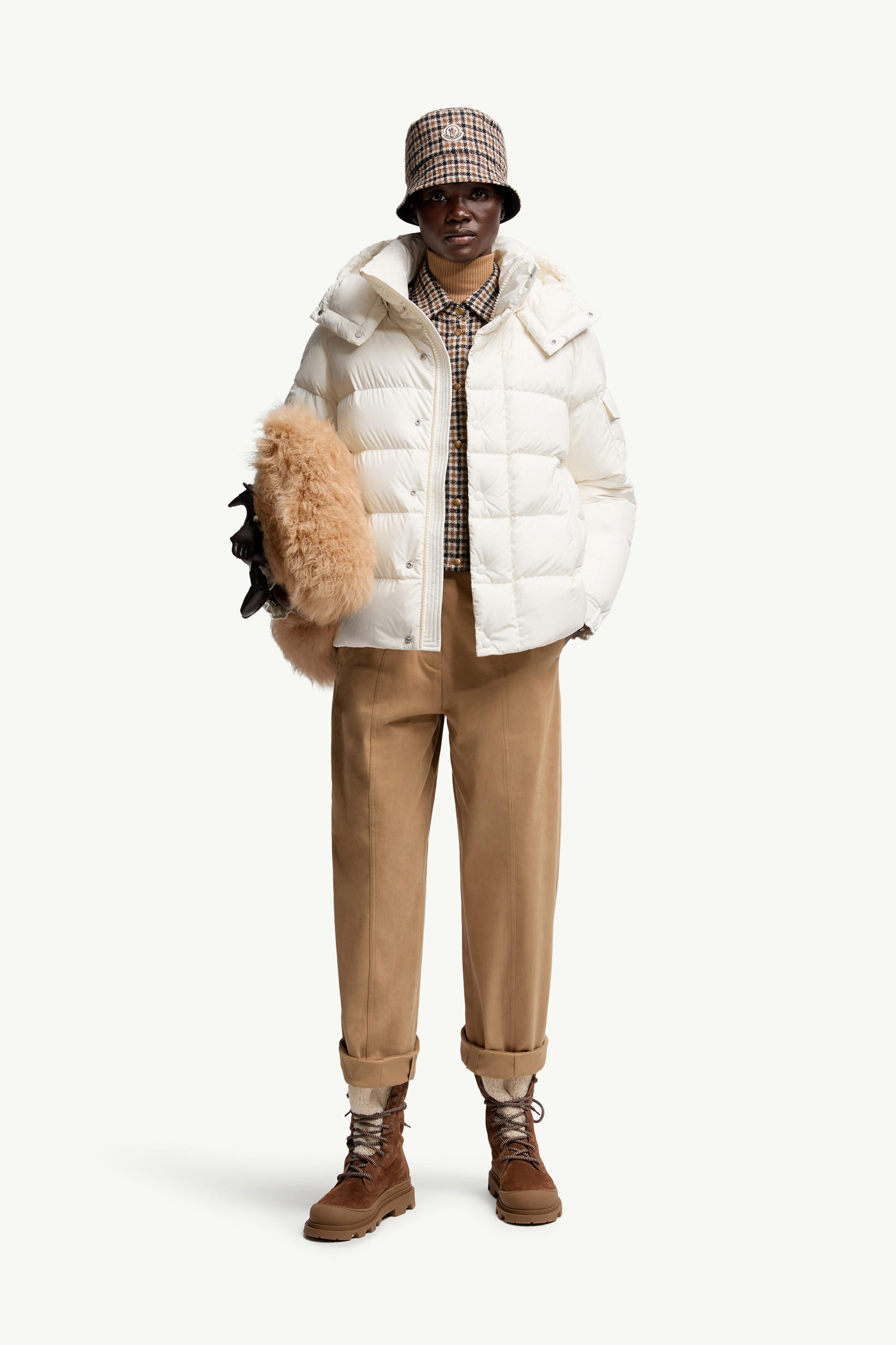 Piumino corto Moncler Maya 70 con cappuccio Donna Bianco Moncler 0