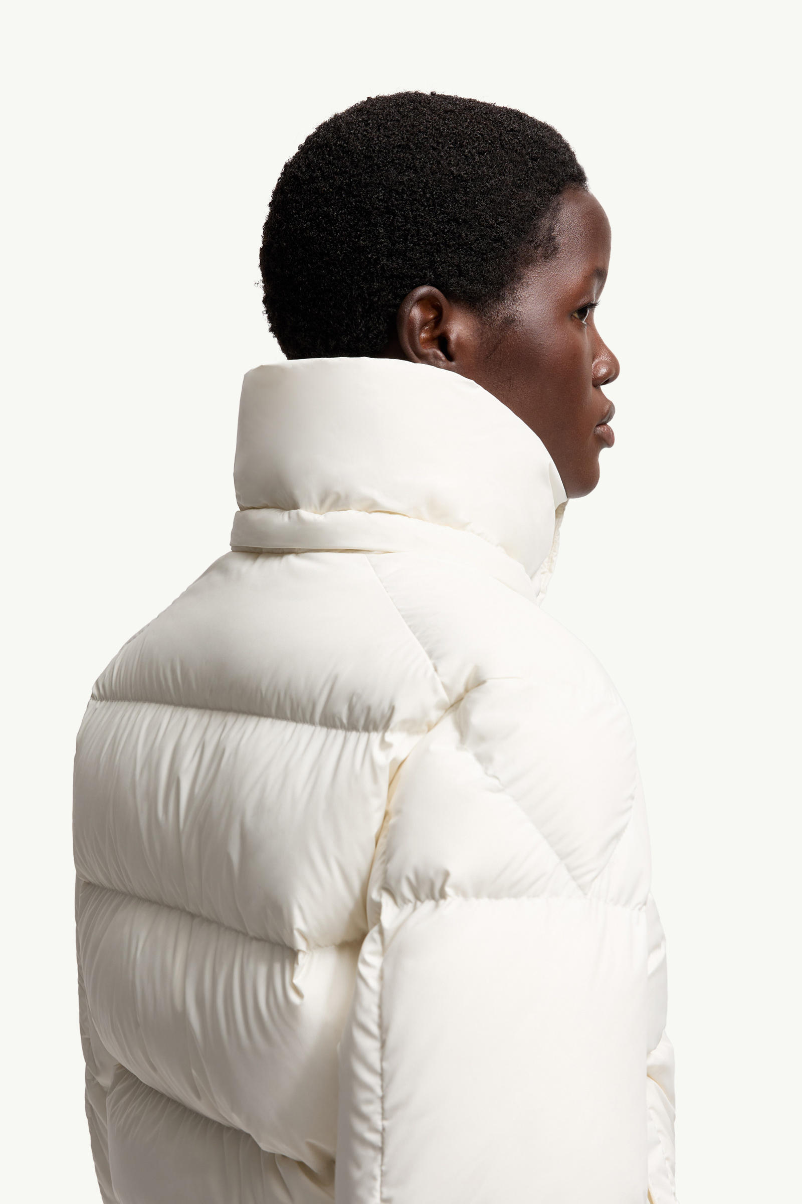 Piumino corto Moncler Maya 70 con cappuccio Donna Bianco Moncler 5