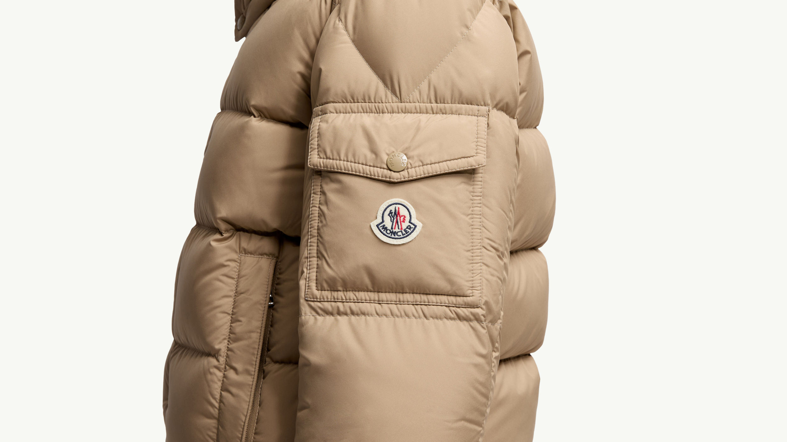 Slide 2 - 經典細節