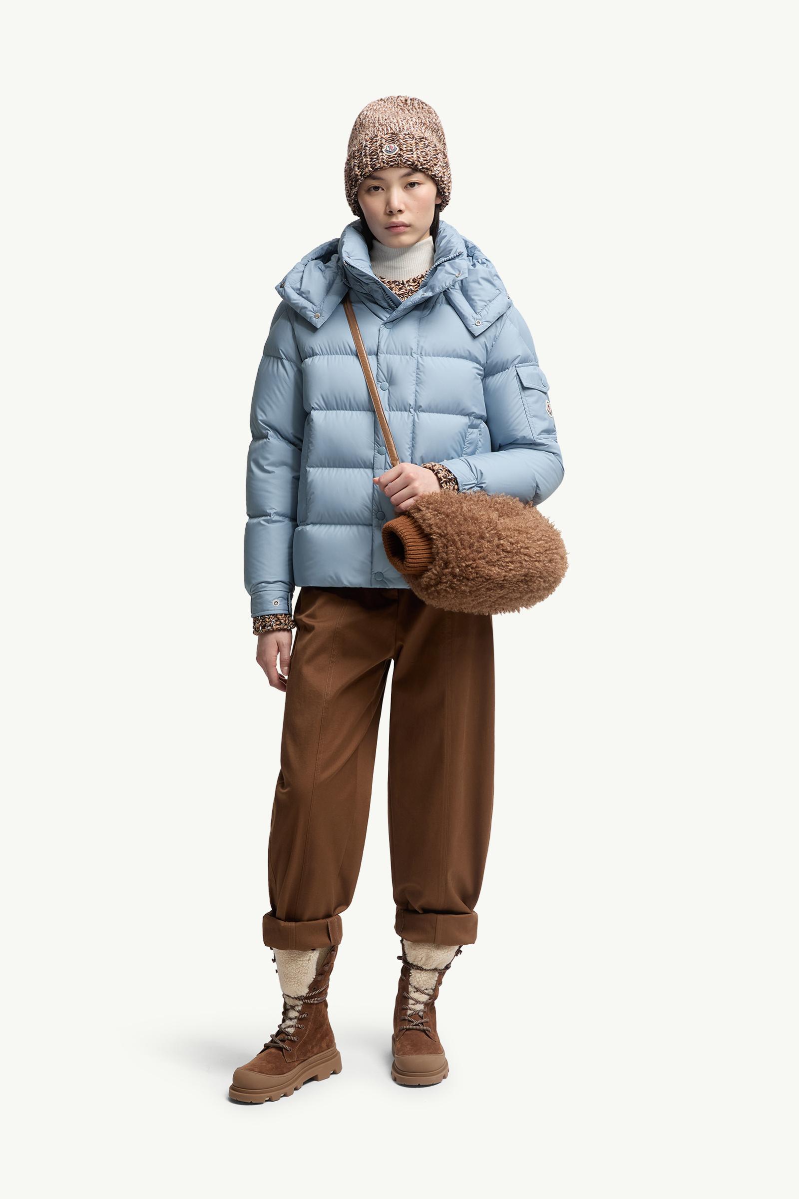 ライトブルー Moncler Maya 70ショートダウンジャケット : ショート