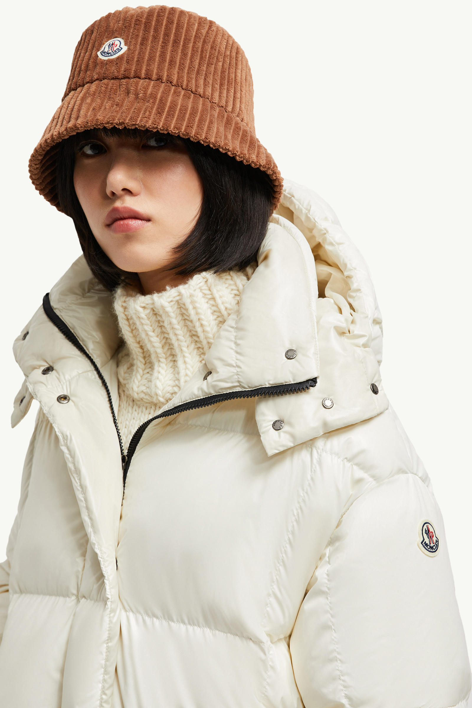 Parana Hooded Short Down Jacket Women White Moncler 1