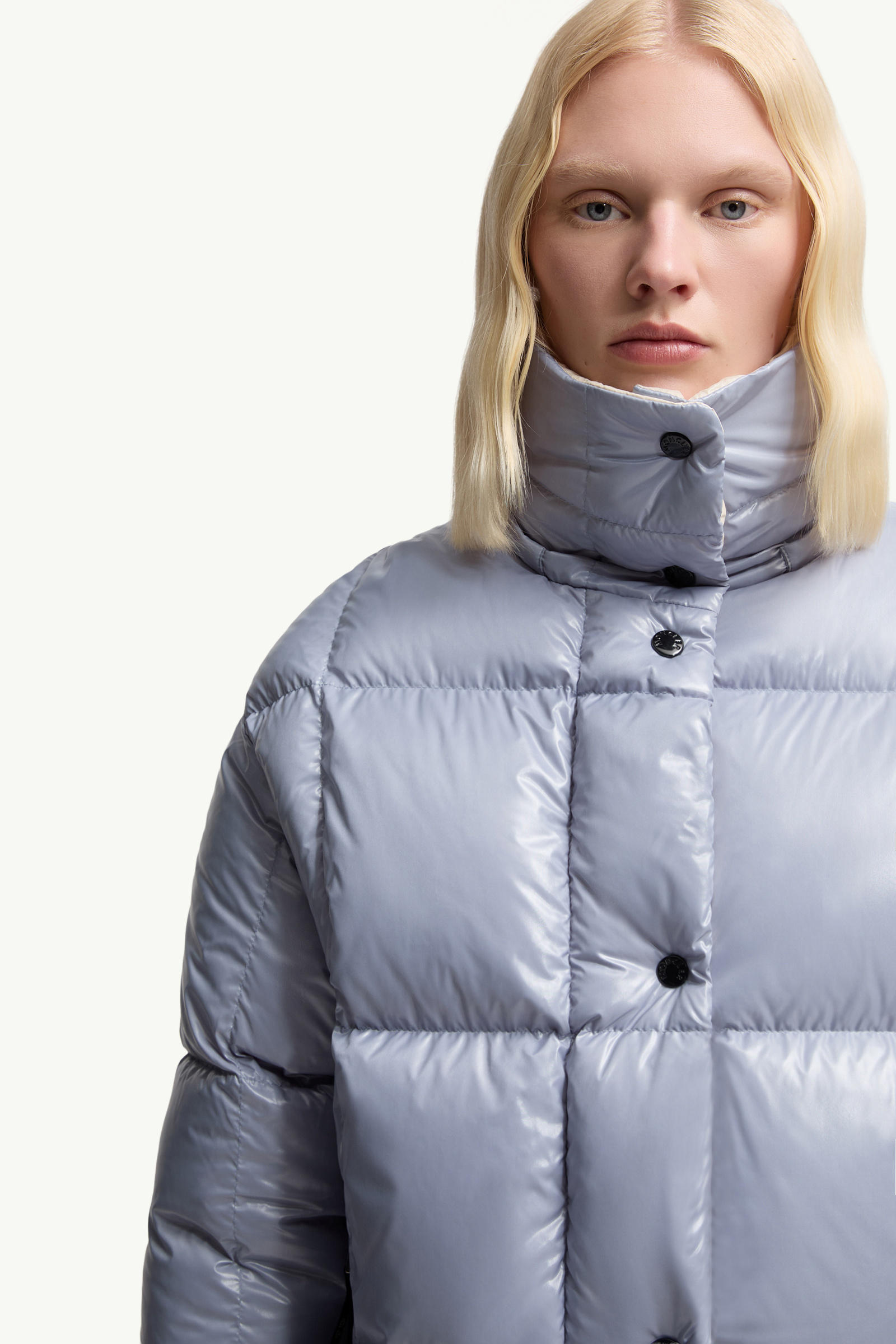Parana Hooded Short Down Jacket Women Light Blue Moncler 5