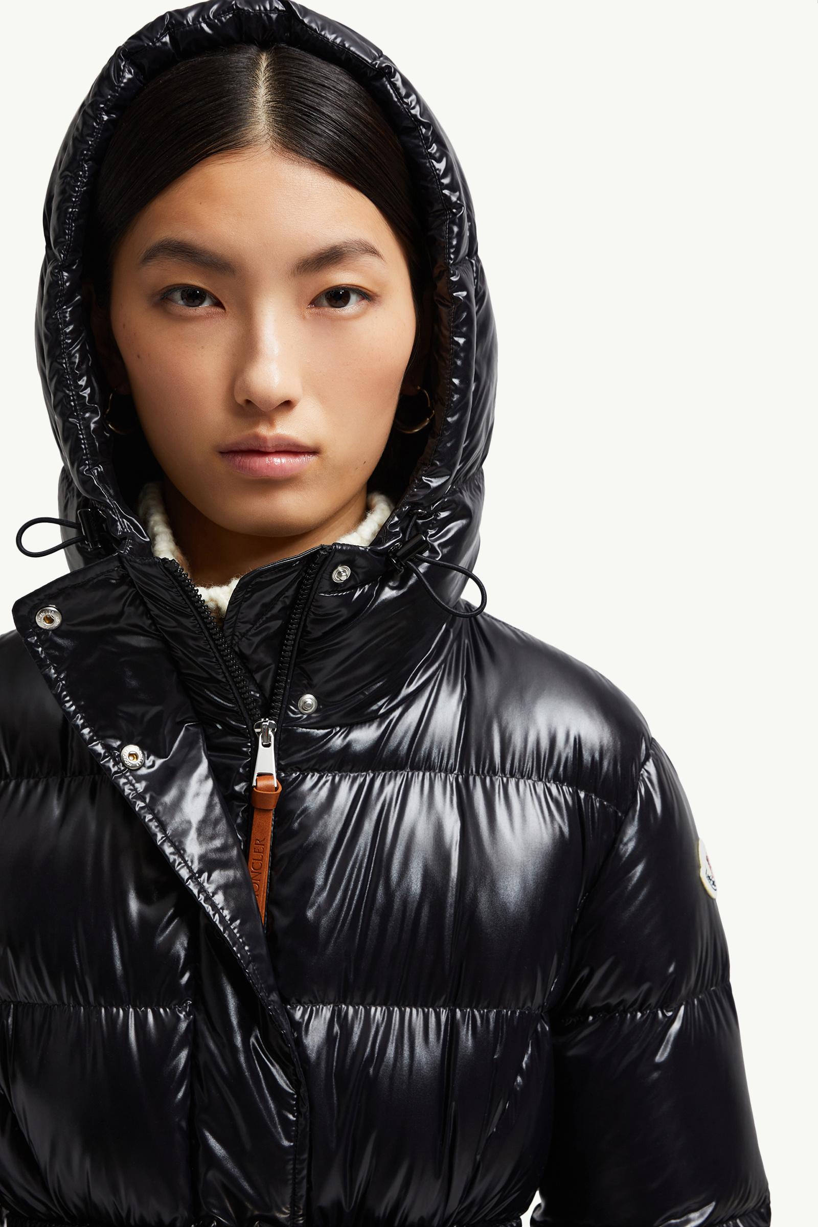 Bellevue Hooded Long Down Jacket Black Moncler 1