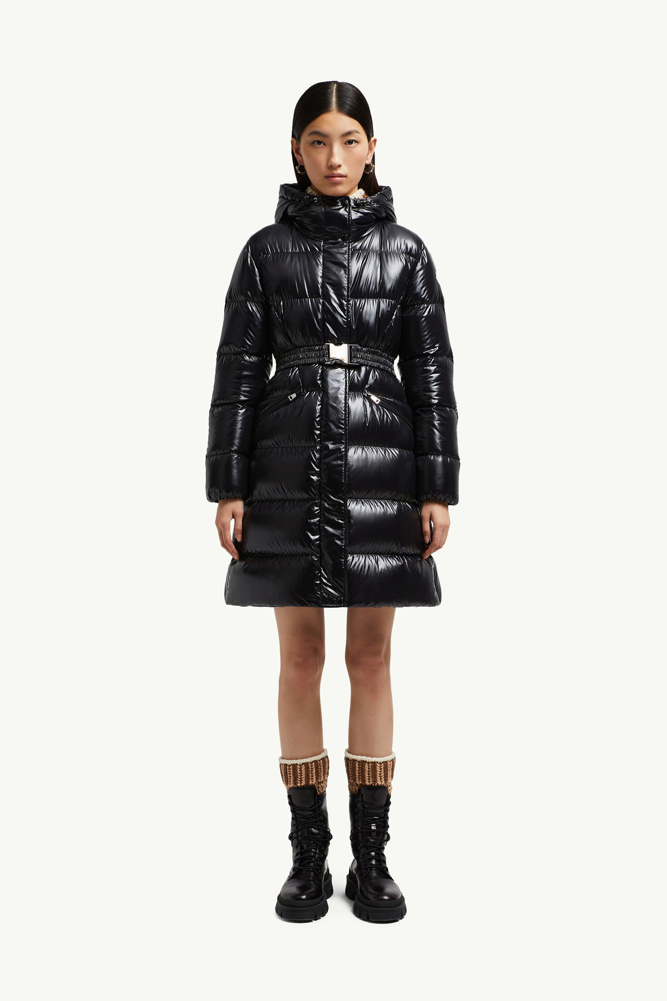 Bellevue lange Daunenjacke mit Kapuze Schwarz Moncler 3
