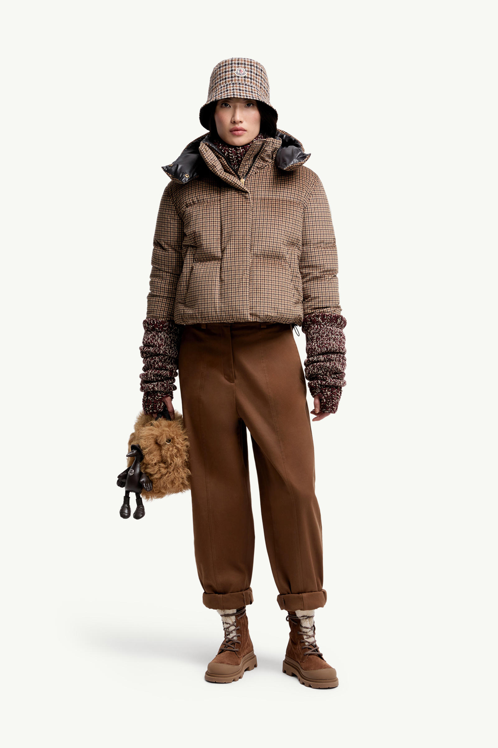 Plumífero corto con capucha Quierzy Mujer Marrón Moncler 0