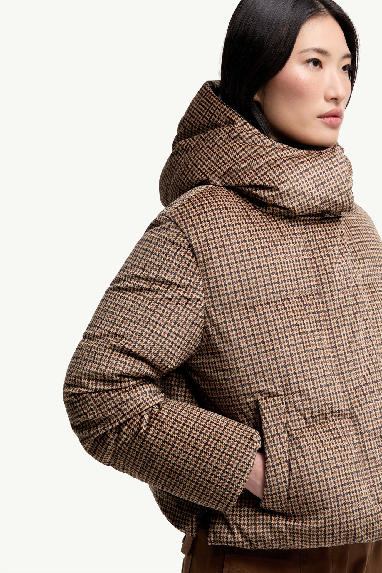 Quierzy kurze Daunenjacke mit Kapuze Damen Braun Moncler 6