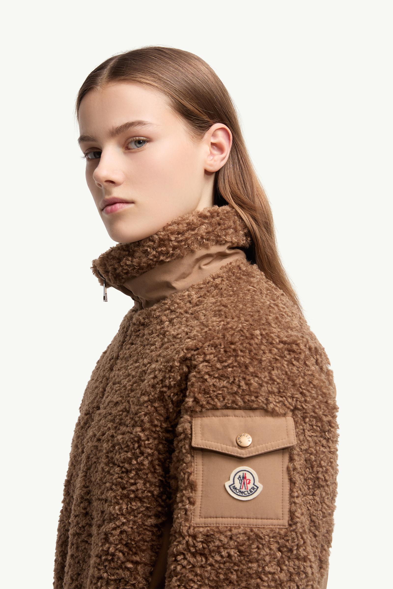 Piumino corto Coligny in teddy Donna Marrone Moncler 1