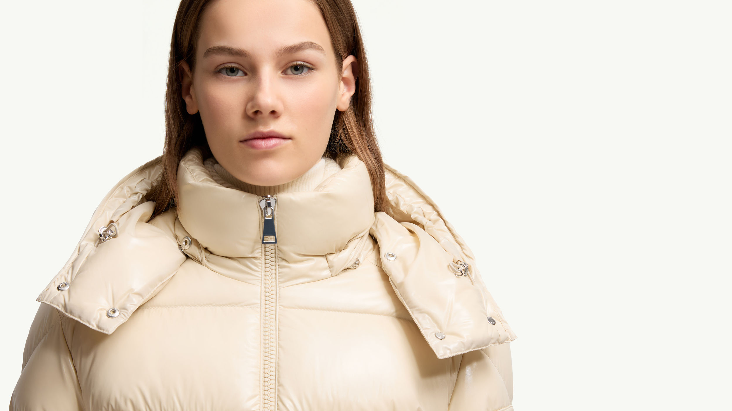 Slide 1 - product.feature.detachablehood.title