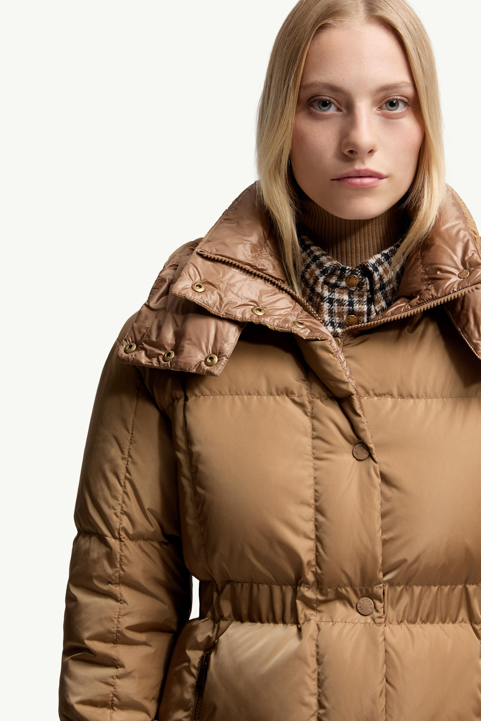Agneux Square-Quilted Hooded Short Down Jacket Women Beige Moncler 6