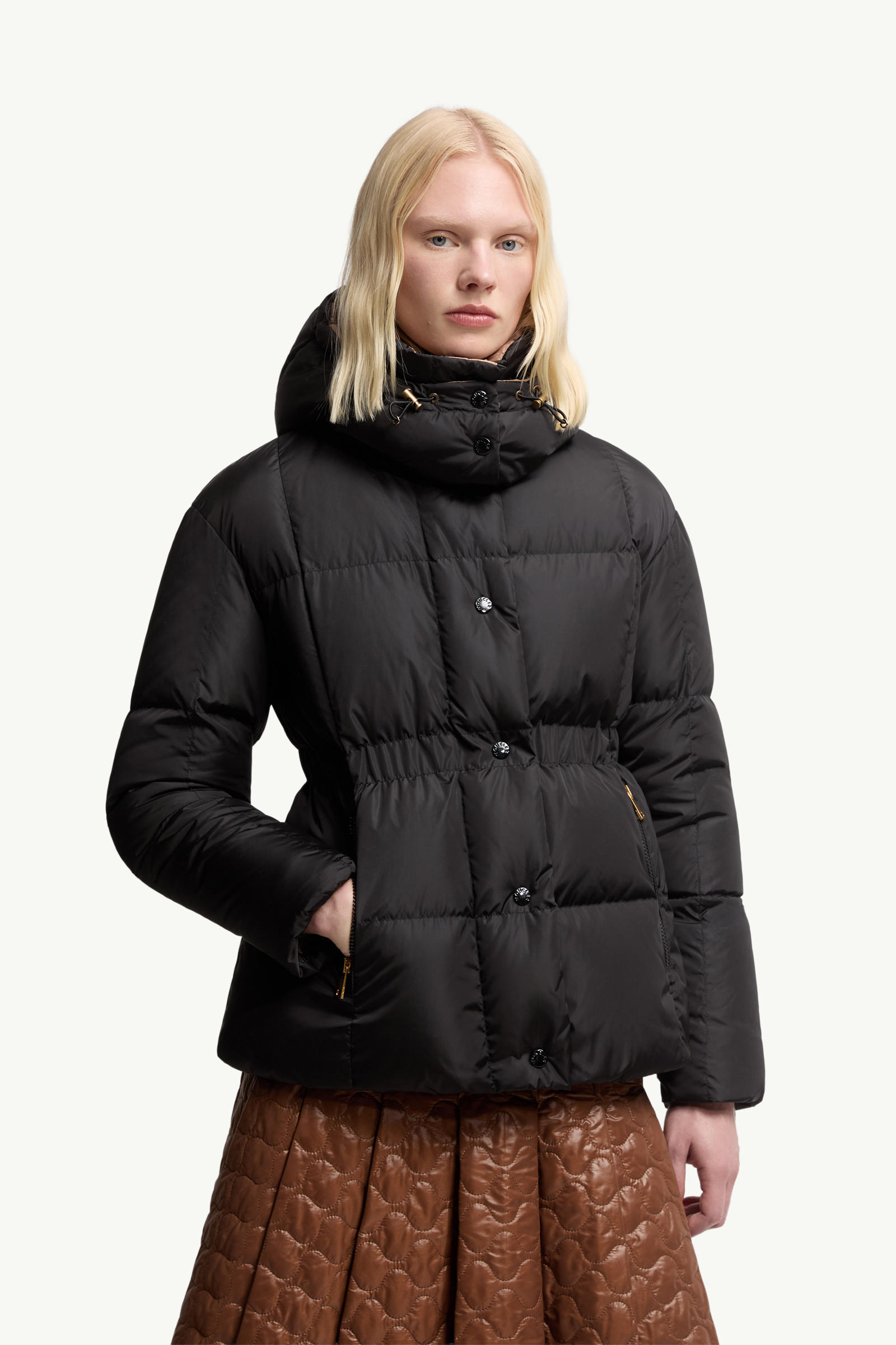 Agneux Square-Quilted Hooded Short Down Jacket Women Black Moncler 3