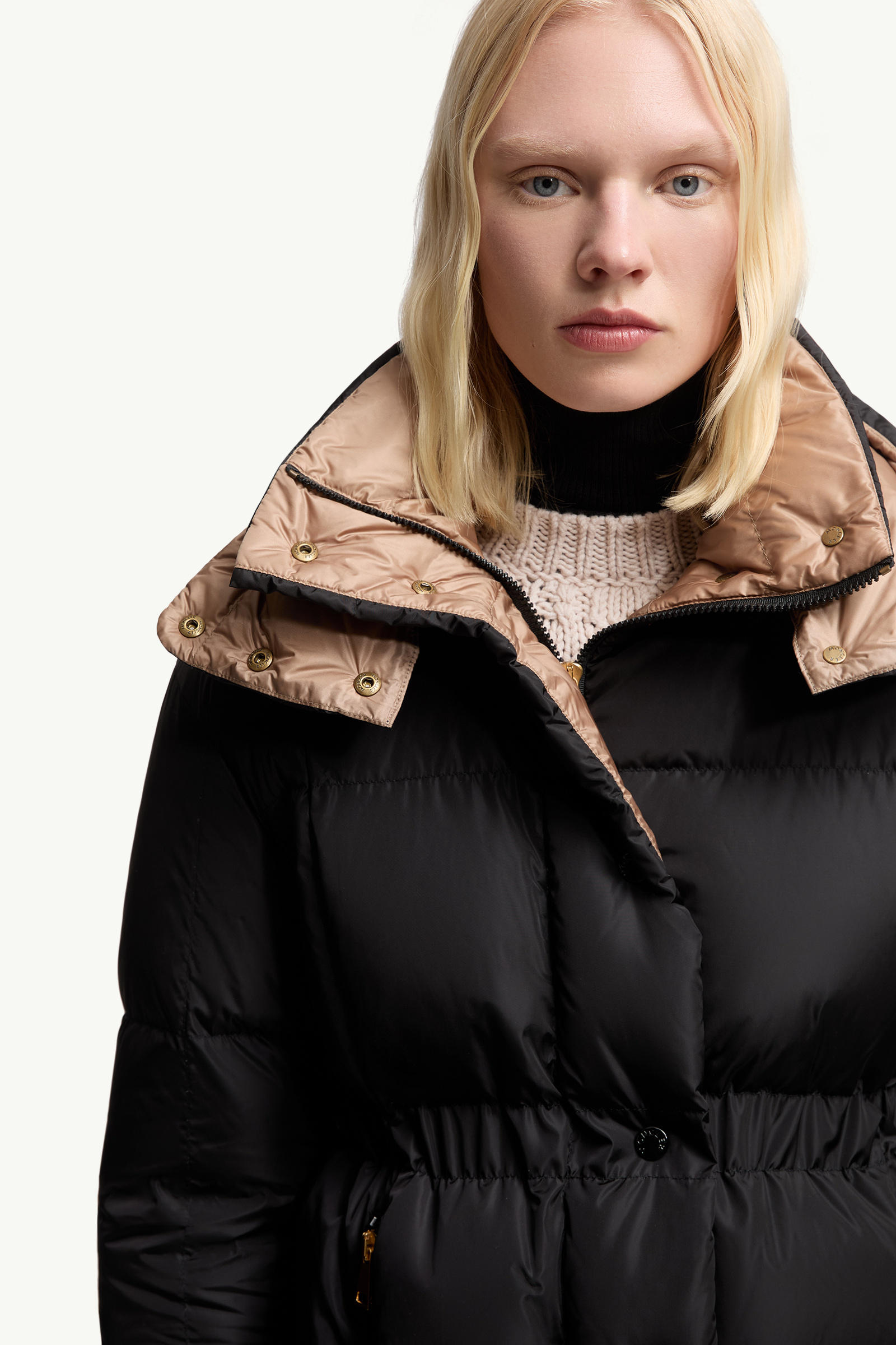 Agneux Square-Quilted Hooded Short Down Jacket Women Black Moncler 6