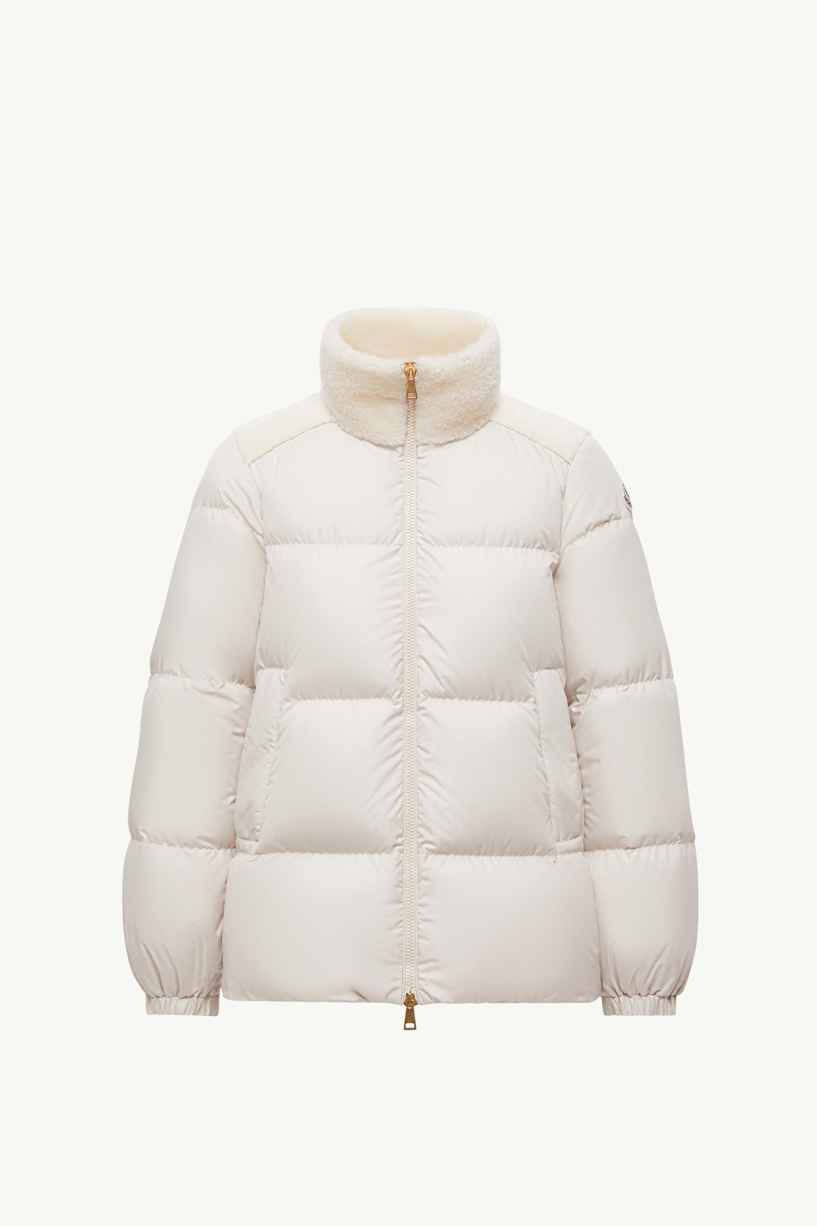 https://moncler-cdn.thron.com/api/v1/content-delivery/shares/dpx6uv/contents/K20931A0014754AQE051_F/image/K20931A0014754AQE051_F