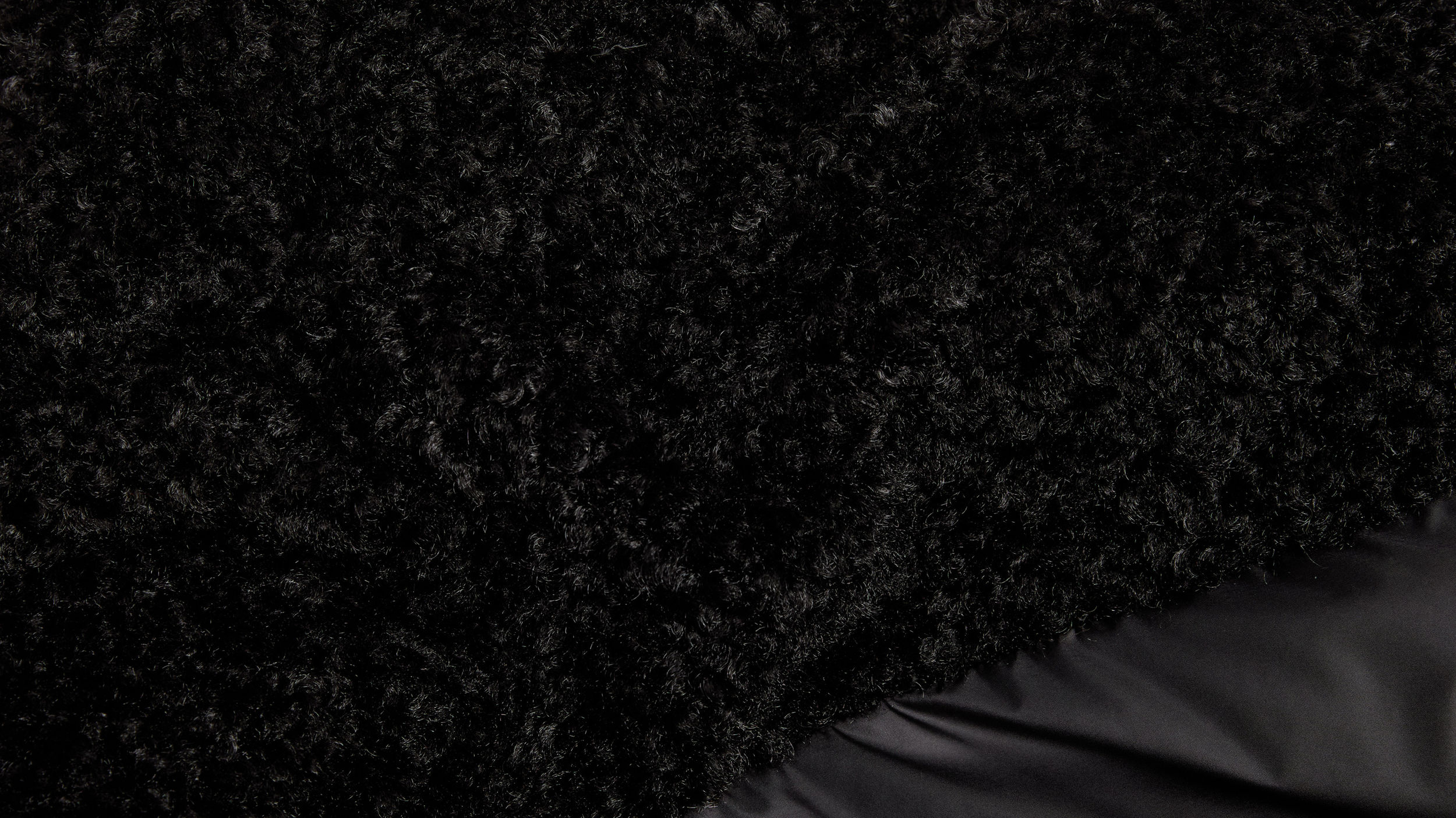 Slide 1 - product.feature.textureteddy.title