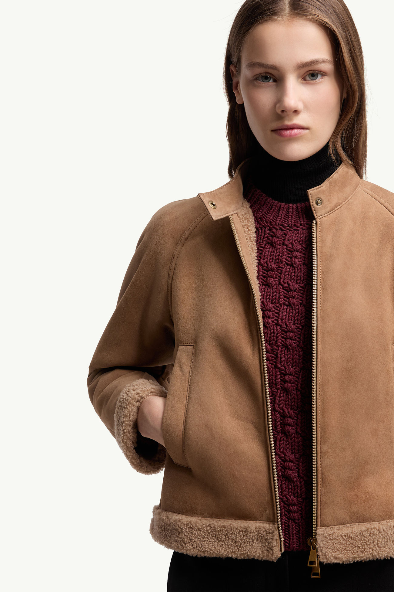 Doudoune courte en daim Vougeot Femmes Beige Moncler 5