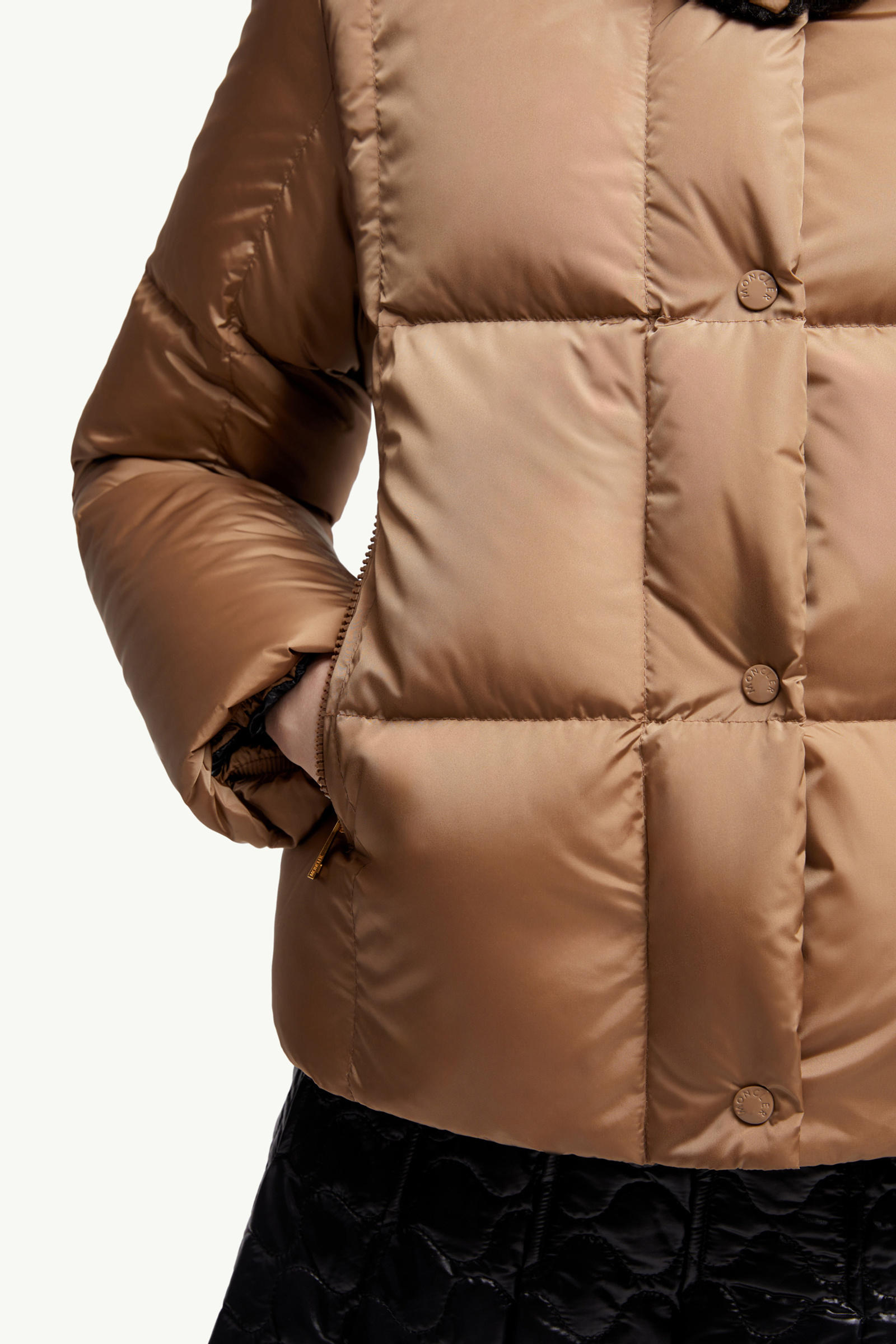 Castelnou Square-Quilted Hooded Short Down Jacket Women Camel Beige Moncler 6