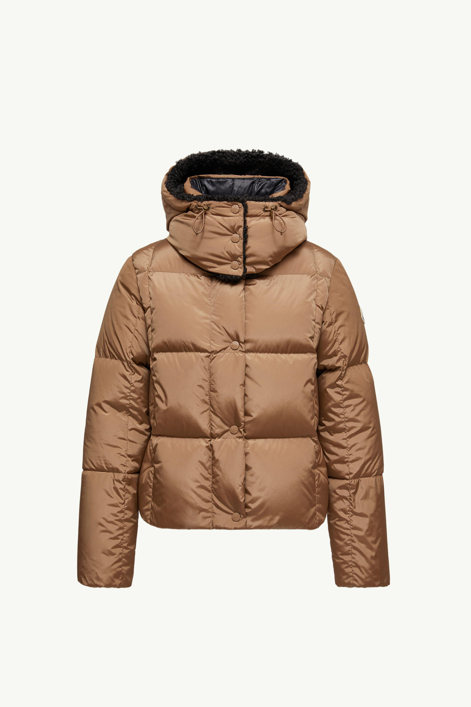 https://moncler-cdn.thron.com/api/v1/content-delivery/shares/dpx6uv/contents/K20931A00150539ZD226_F/image/K20931A00150539ZD226_F