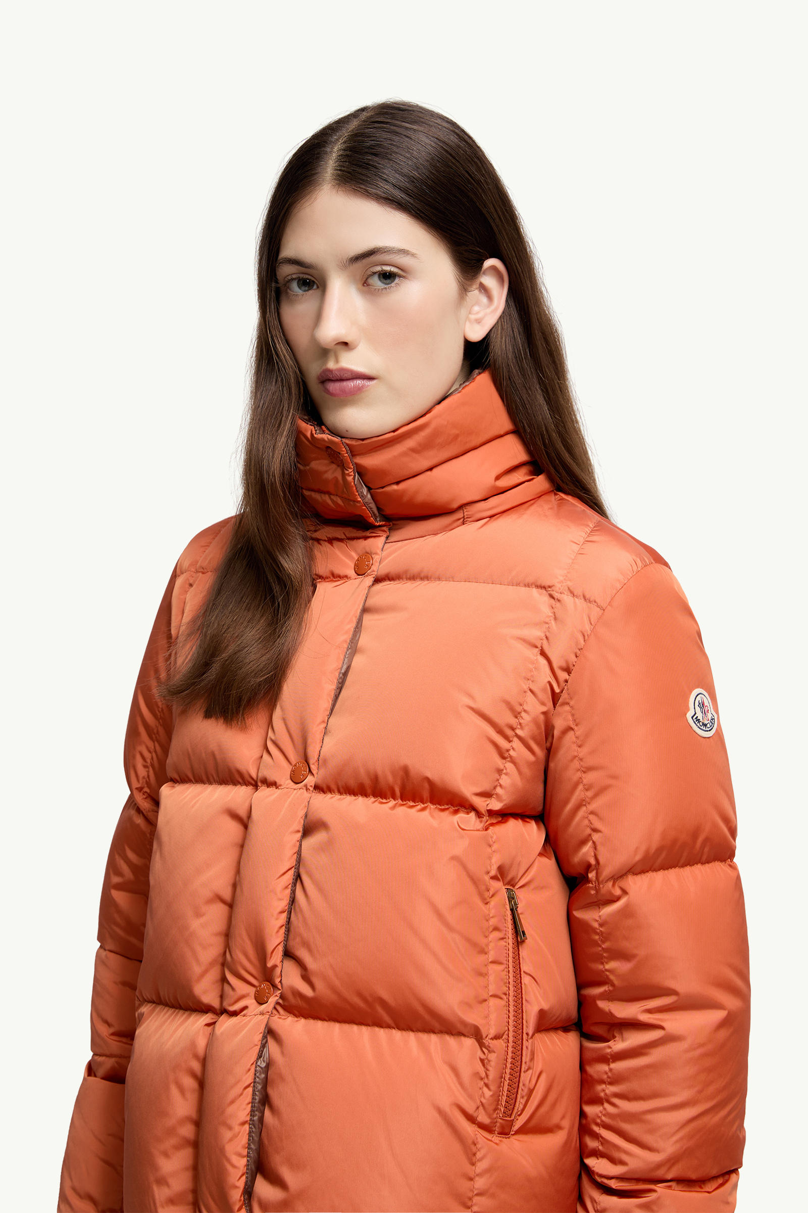 Plumífero corto con acolchado a cuadros y capucha Castelnou Mujer Naranja Oscuro Moncler 5