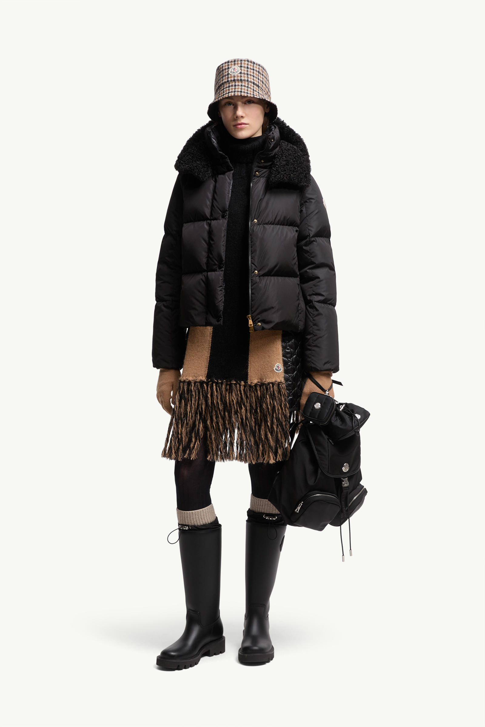 Castelnou Square-Quilted Hooded Short Down Jacket Women Black Moncler 0