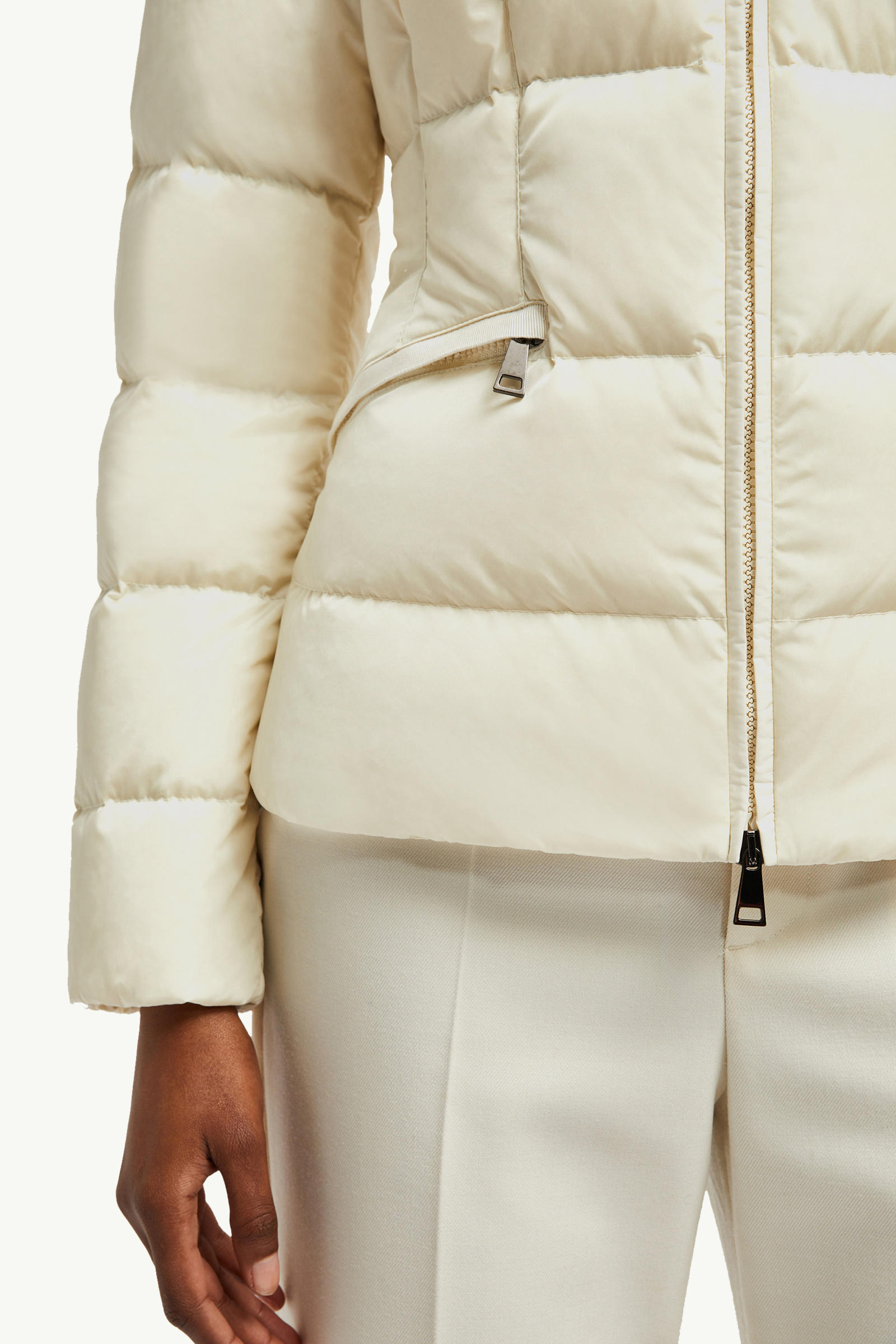 Avoce Hooded Short Down Jacket Women White Ivory Moncler 5
