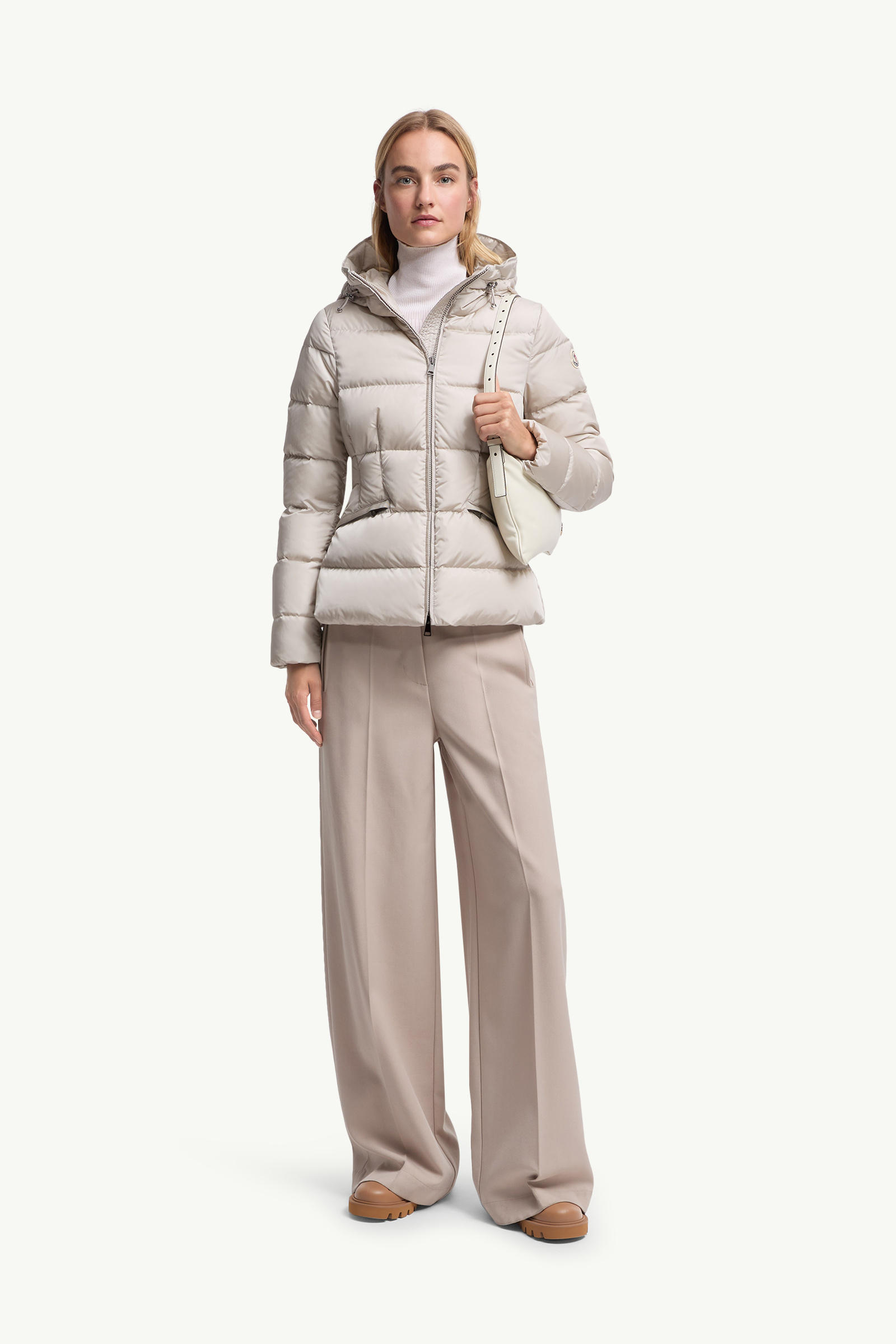 Avoce Hooded Short Down Jacket Women Beige Moncler 0