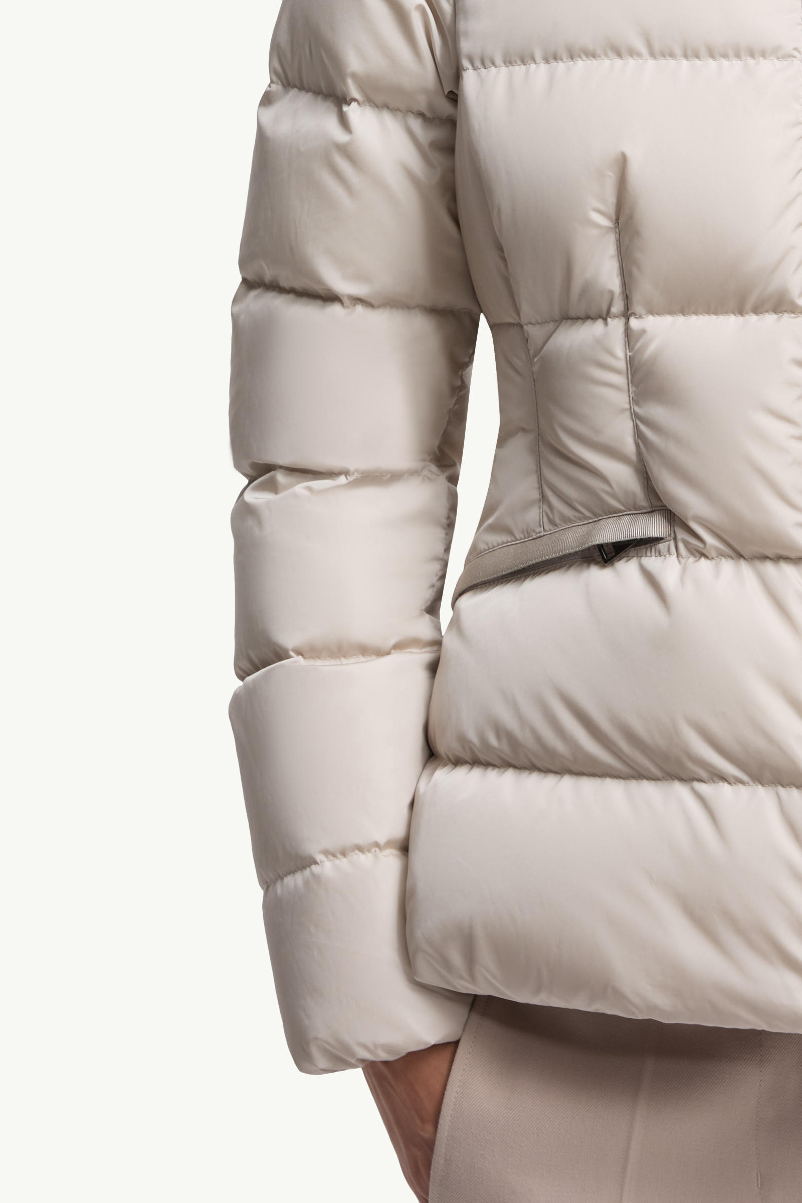 Avoce Hooded Short Down Jacket Women Beige Moncler 6