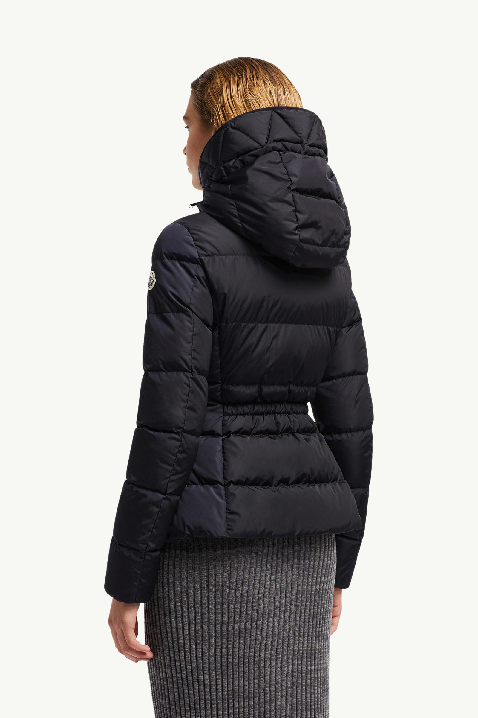 Avoce Hooded Short Down Jacket Women Night Blue Moncler 4